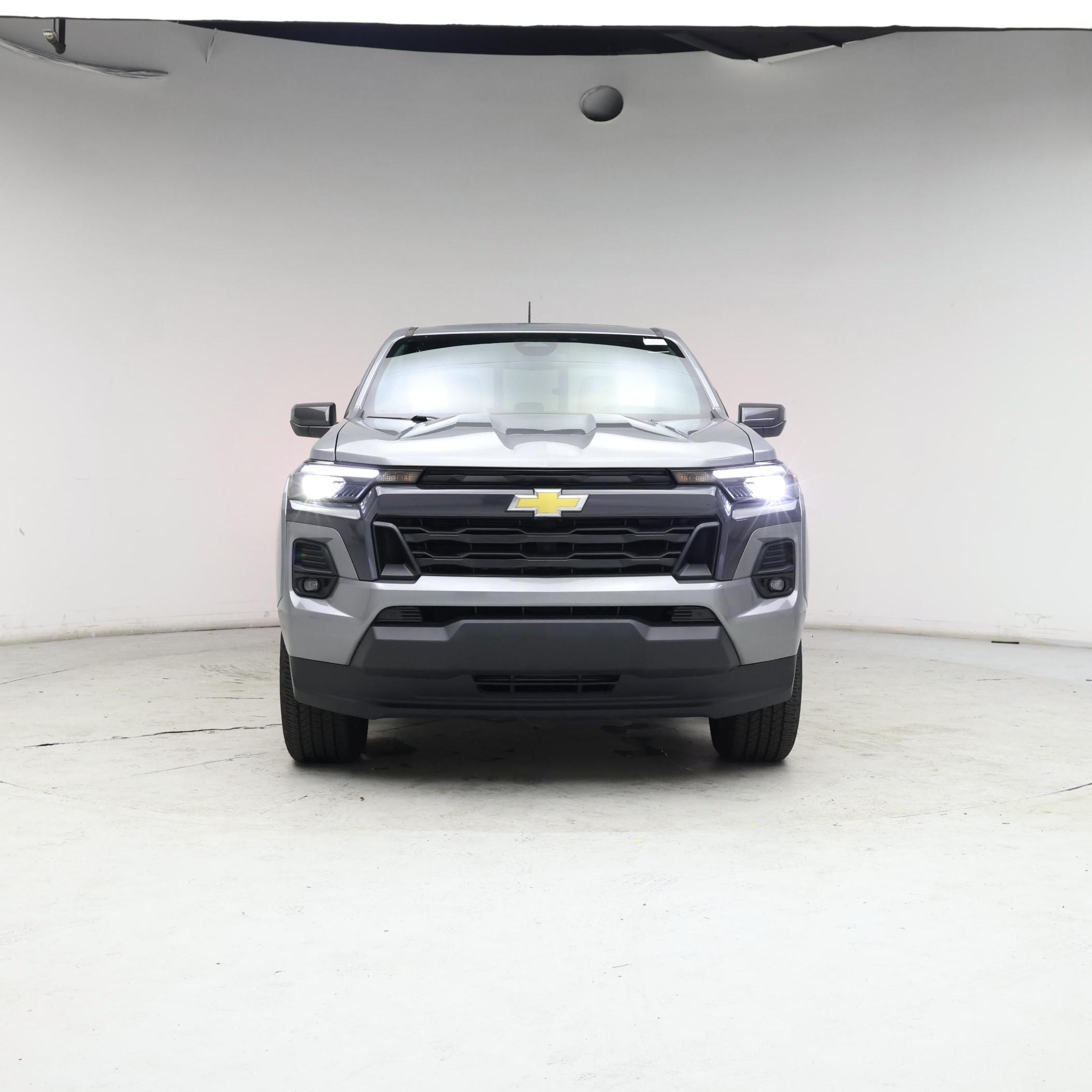 Thumbnail: 2023 Chevrolet Colorado - 5