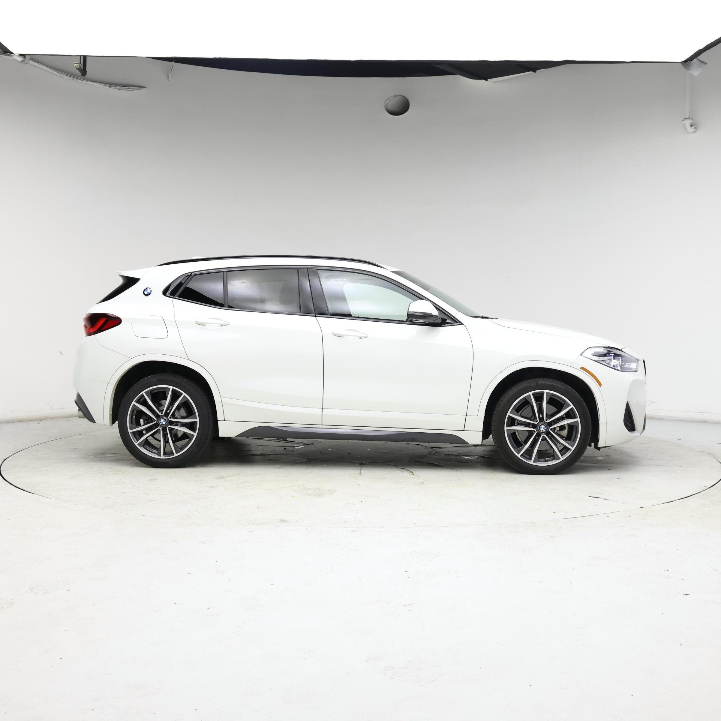 Thumbnail: 2023 BMW X2 - 7