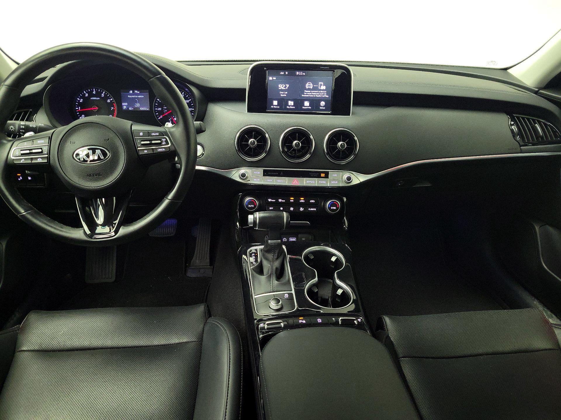 Thumbnail: 2019 Kia Stinger - 9