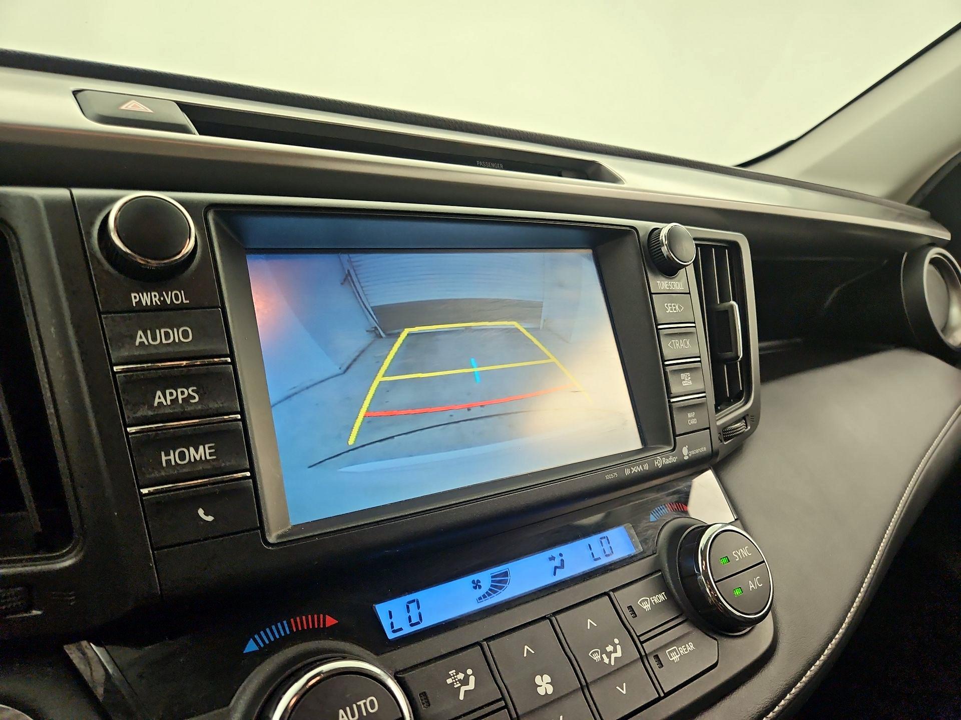 Thumbnail: 2016 Toyota RAV4 - 14