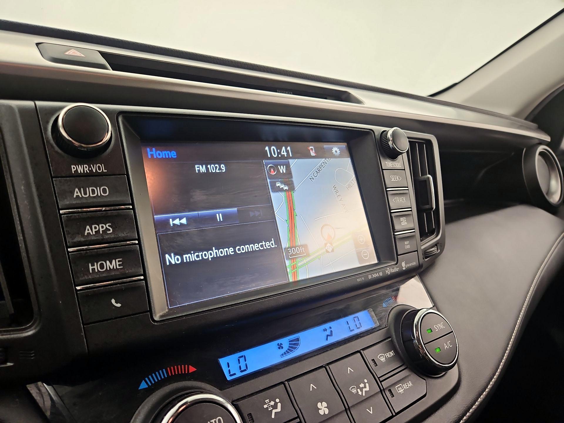 Thumbnail: 2016 Toyota RAV4 - 15