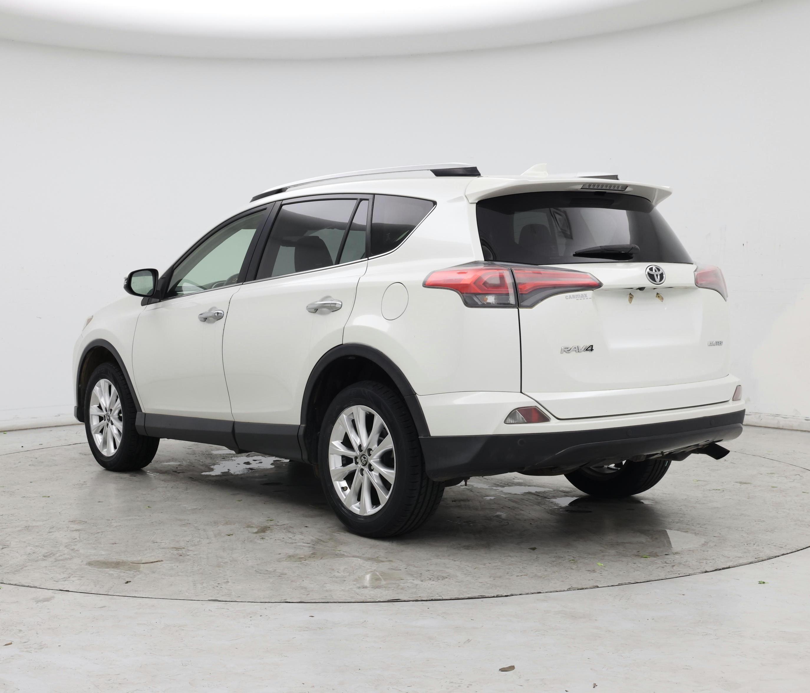 Thumbnail: 2016 Toyota RAV4 - 2