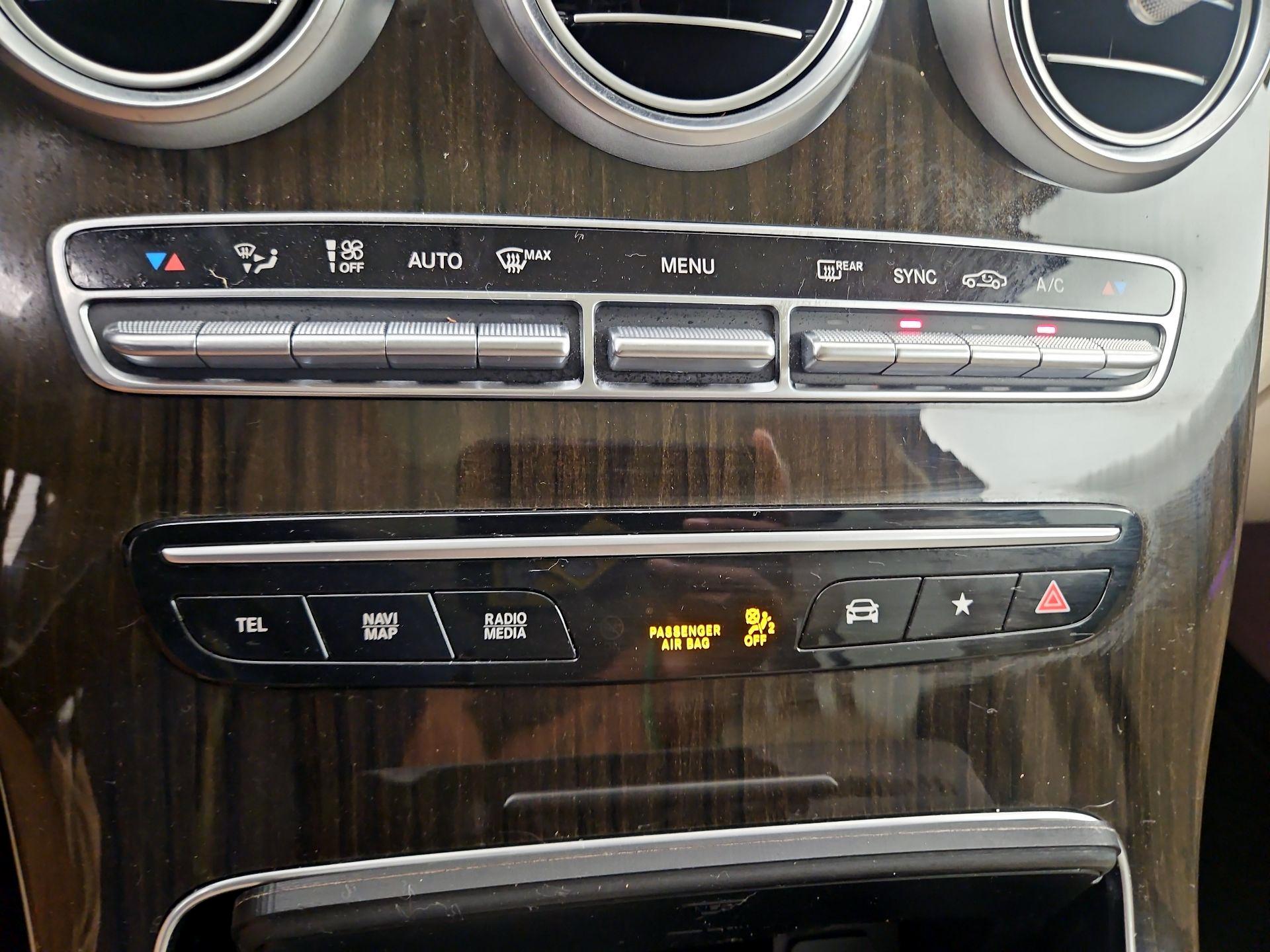 Thumbnail: 2020 Mercedes-Benz GLC - 16