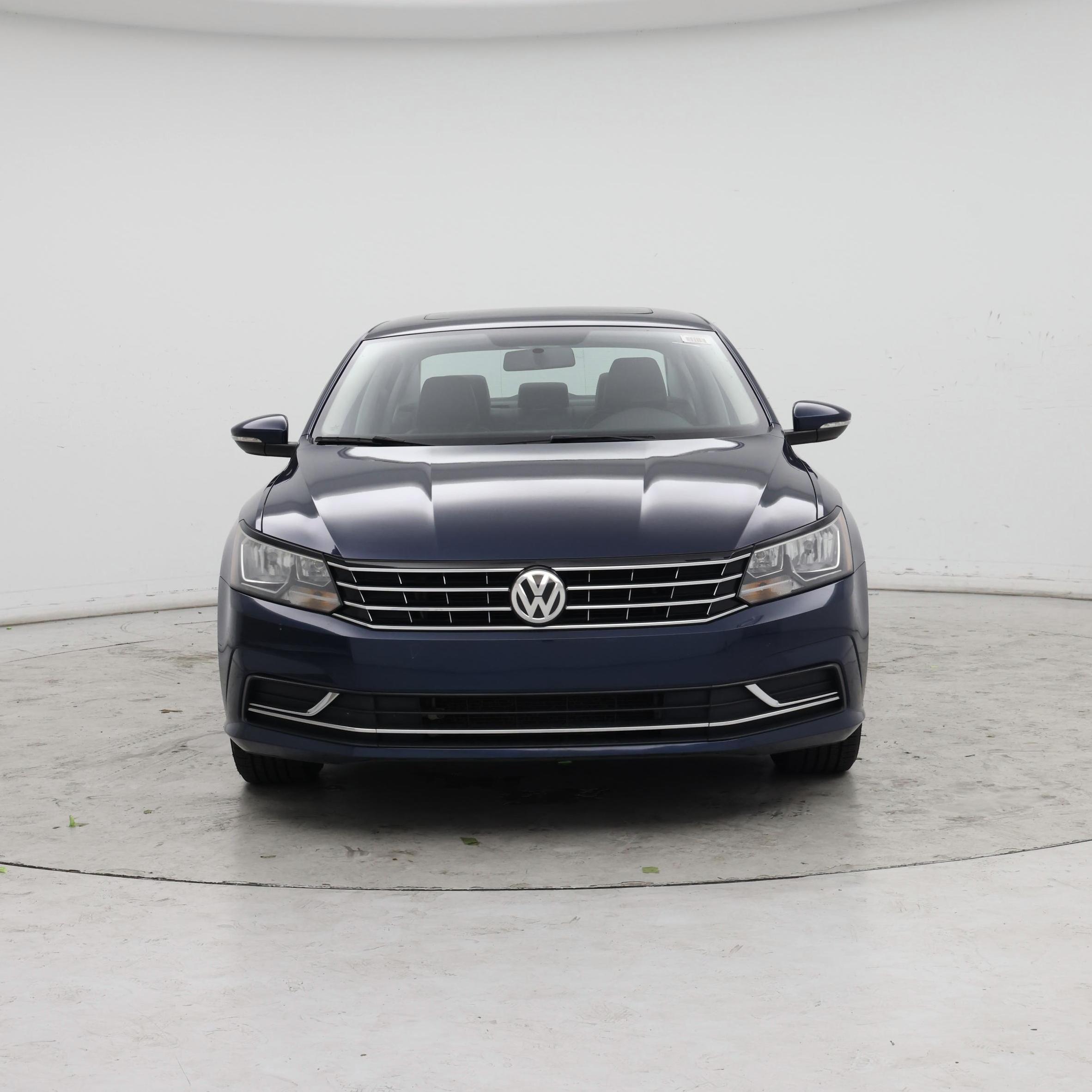 Thumbnail: 2018 Volkswagen Passat - 5