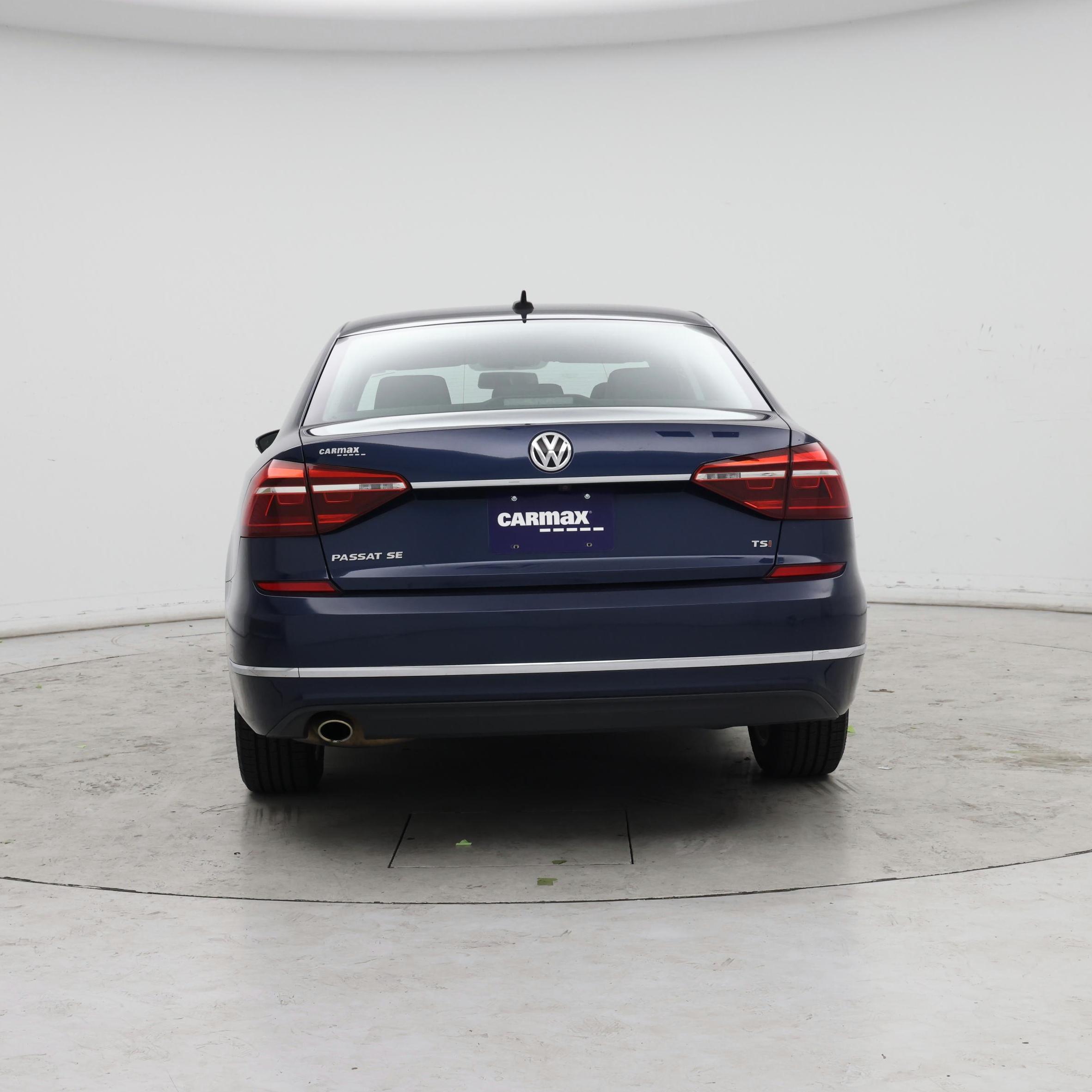 Thumbnail: 2018 Volkswagen Passat - 6
