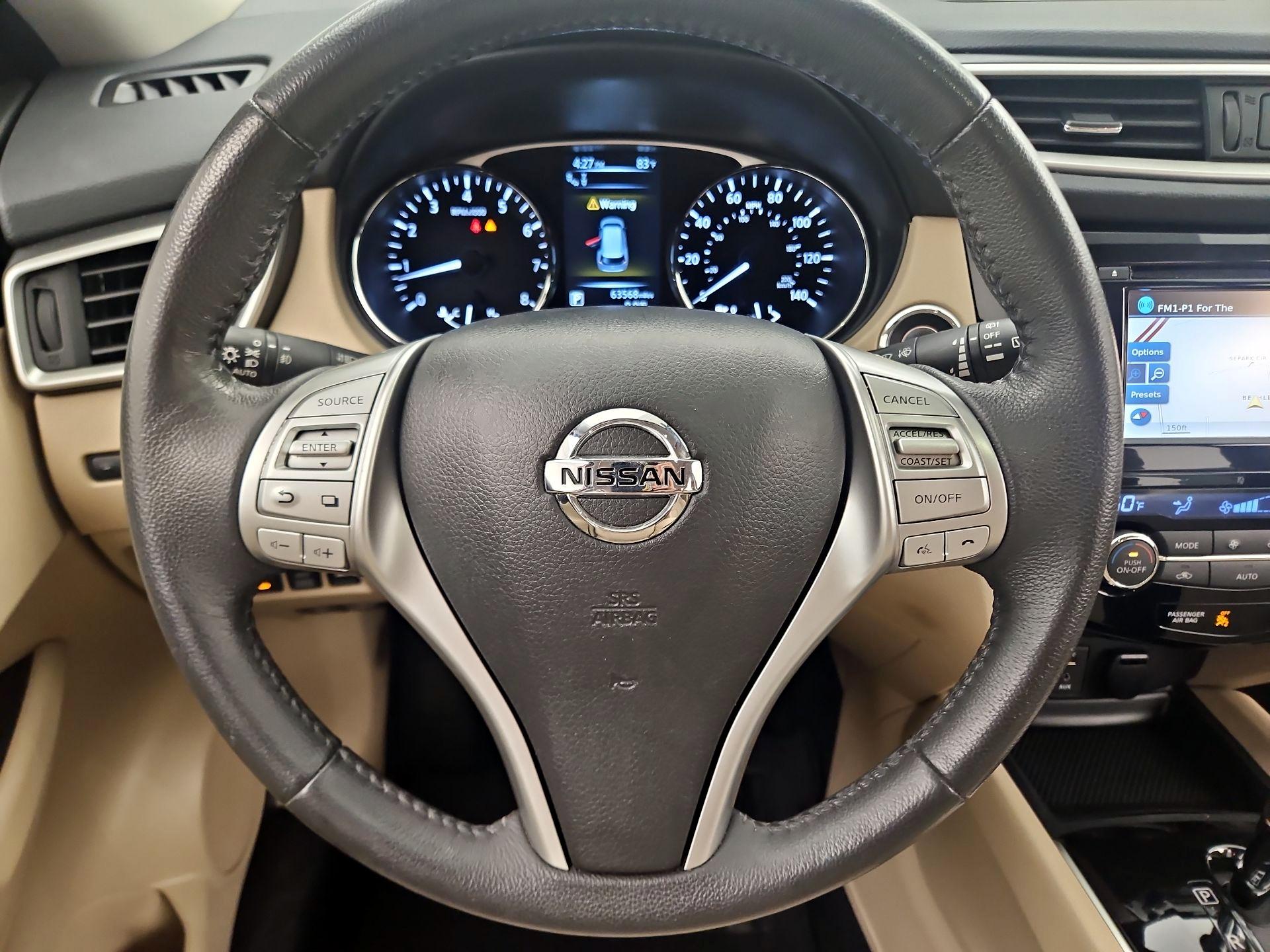 Thumbnail: 2016 Nissan Rogue - 10