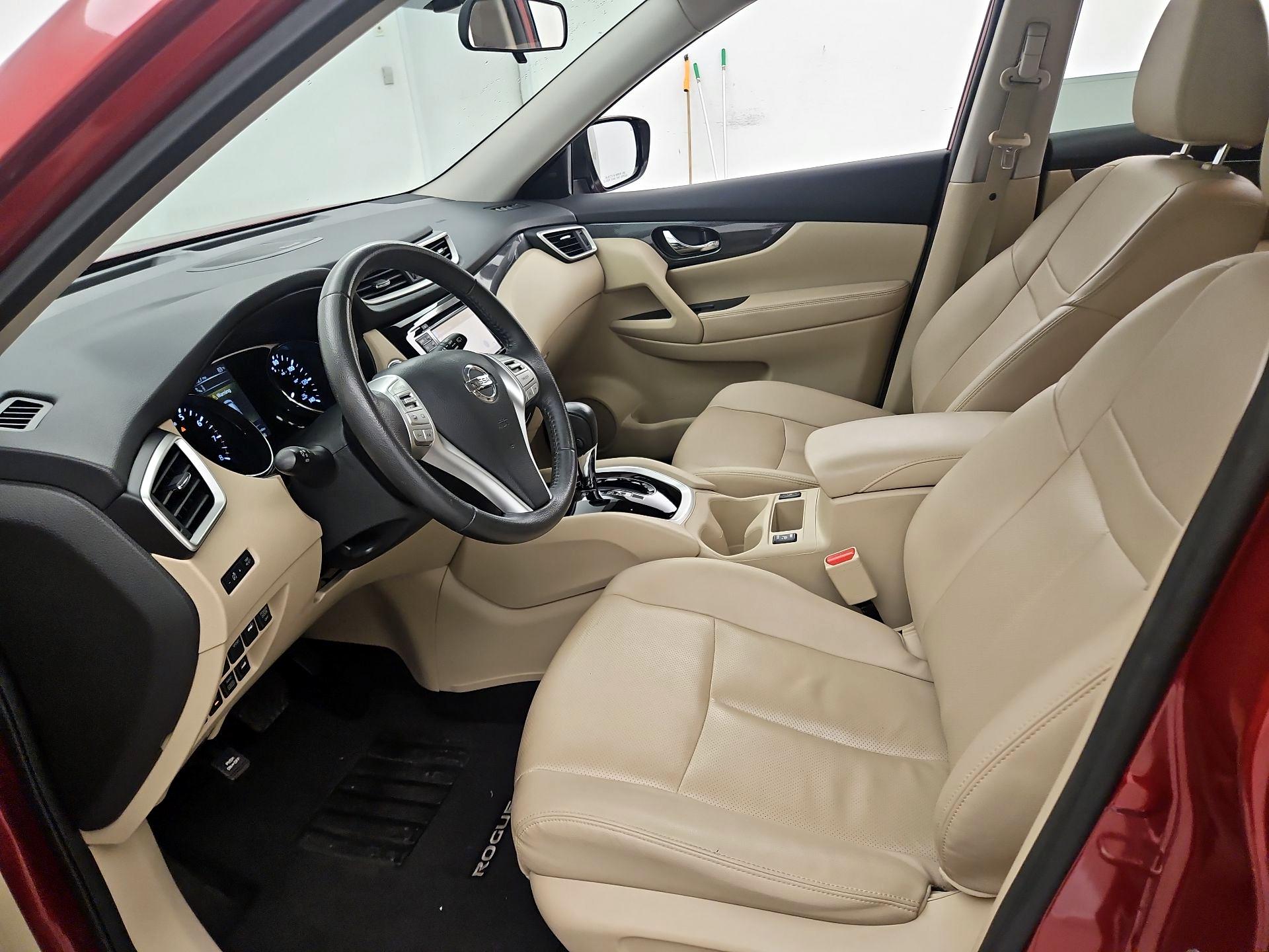 Thumbnail: 2016 Nissan Rogue - 11