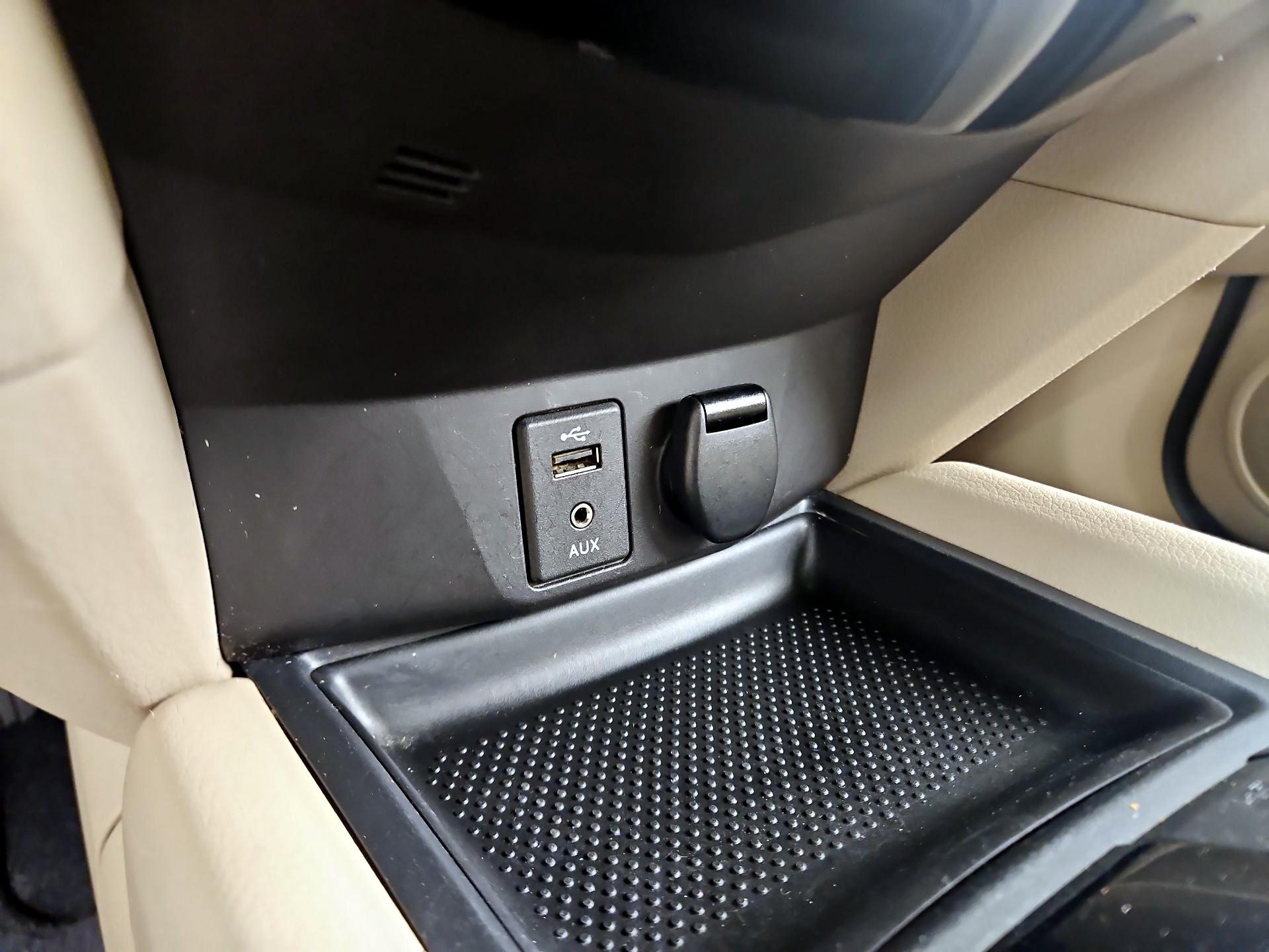 Thumbnail: 2016 Nissan Rogue - 19