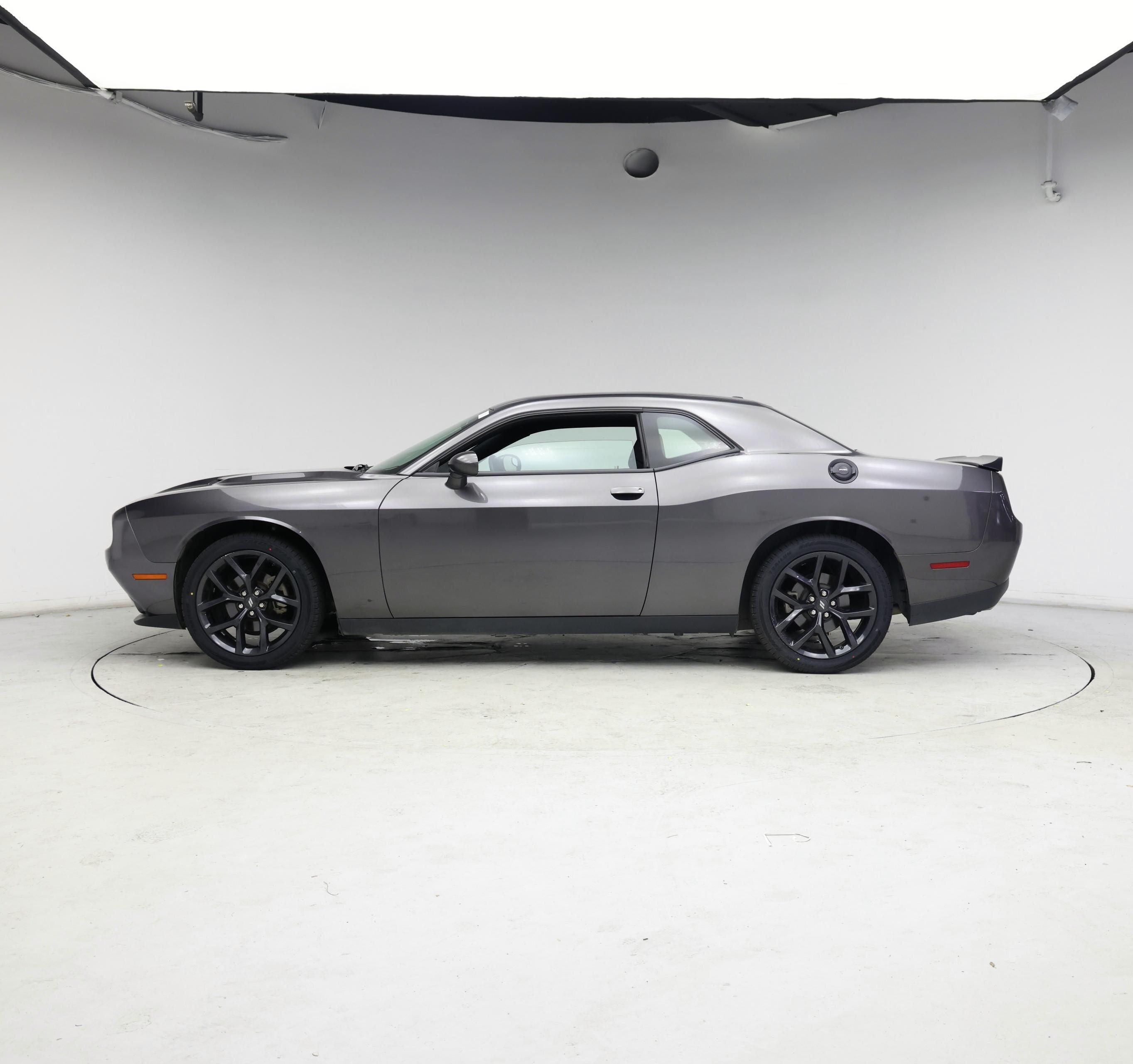Thumbnail: 2022 Dodge Challenger - 3