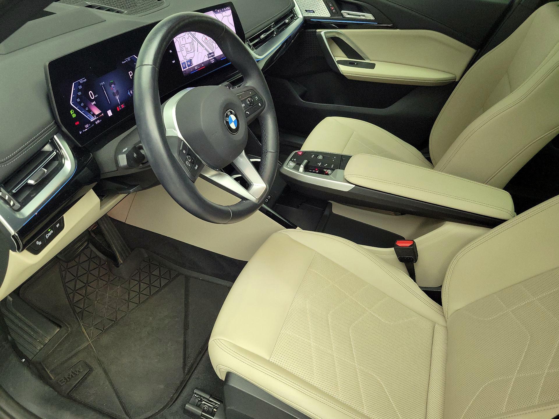 Thumbnail: 2023 BMW X1 - 11