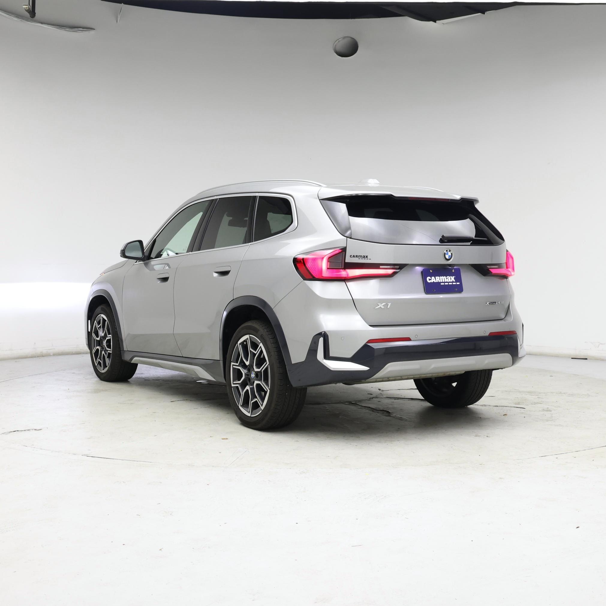 Thumbnail: 2023 BMW X1 - 2
