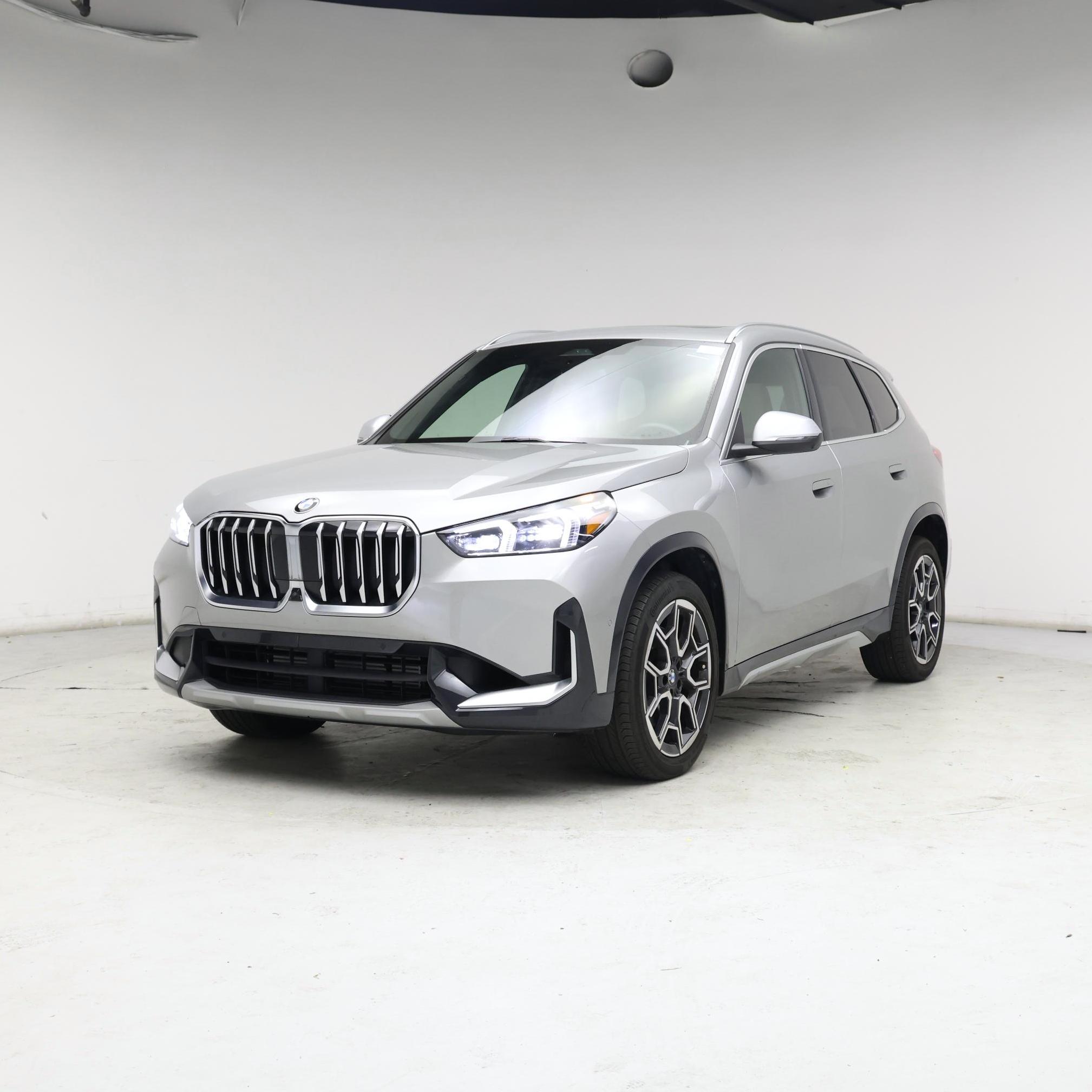 Thumbnail: 2023 BMW X1 - 4
