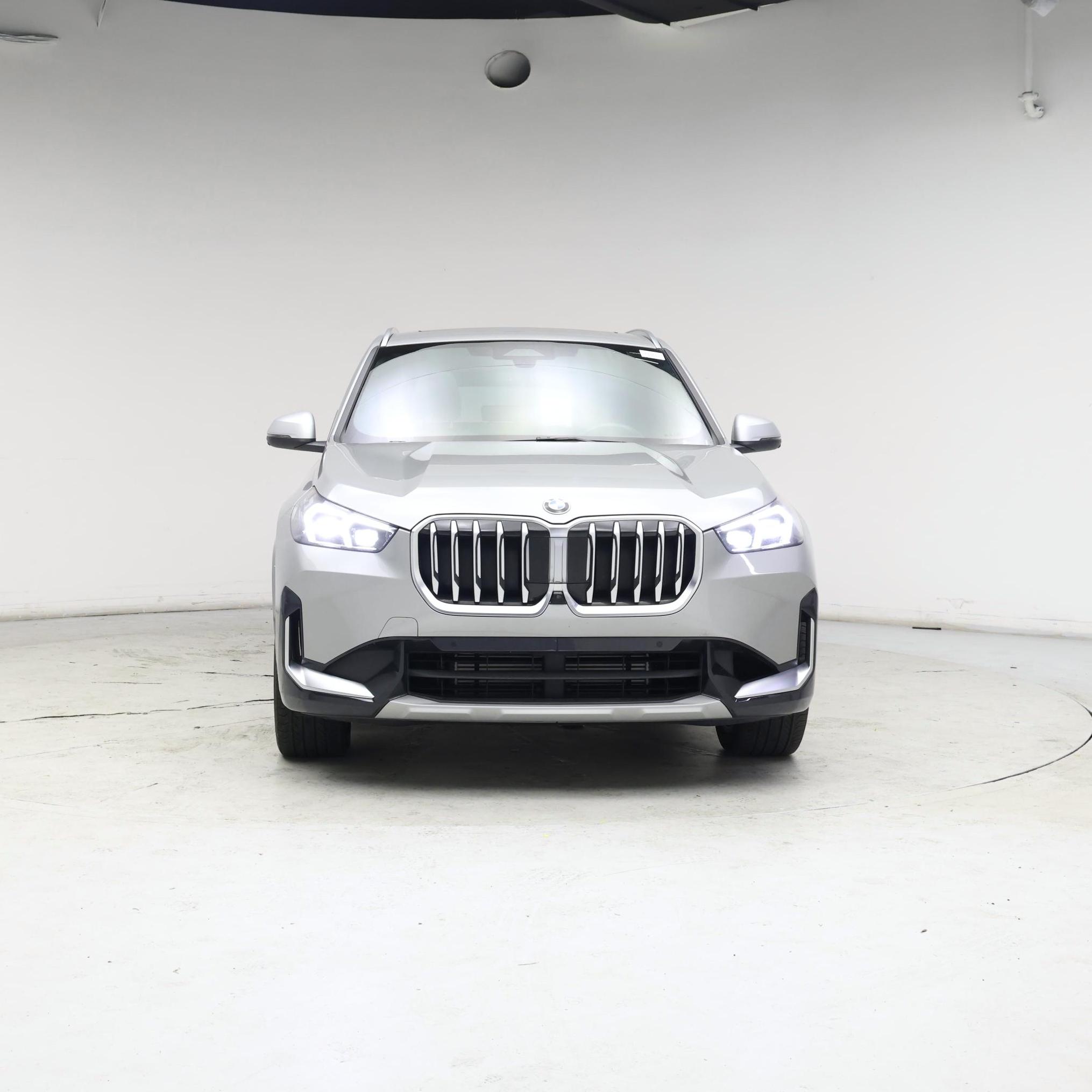 Thumbnail: 2023 BMW X1 - 5