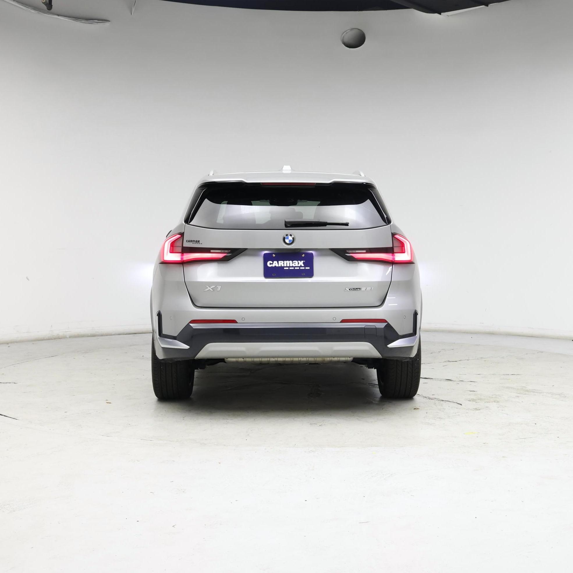 Thumbnail: 2023 BMW X1 - 6