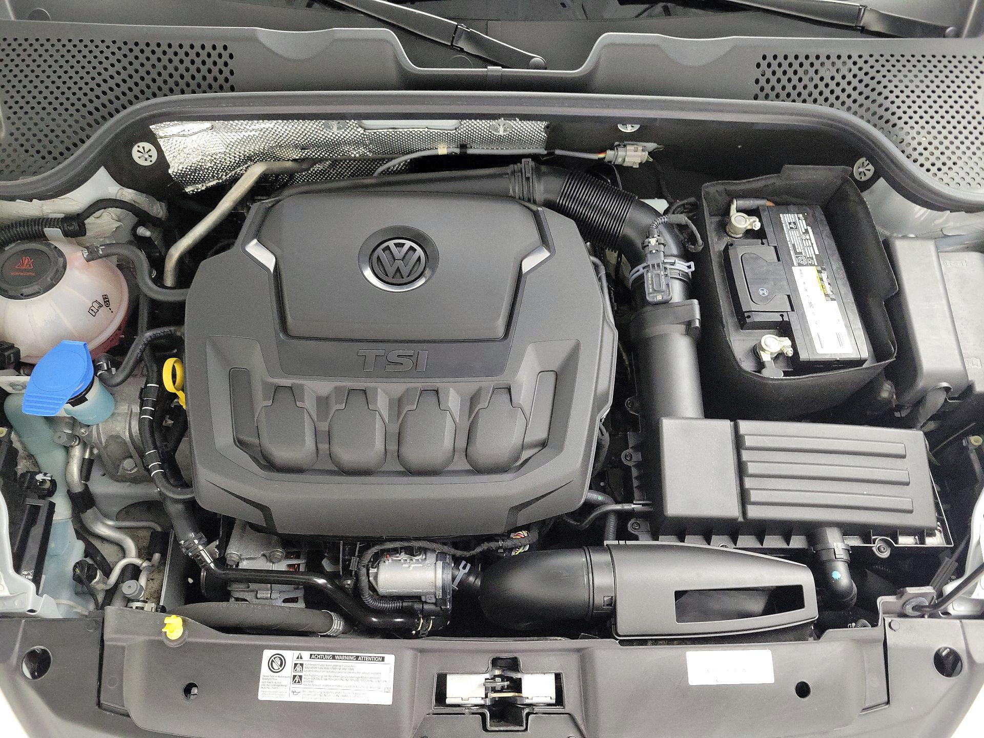 Thumbnail: 2019 Volkswagen Beetle - 20