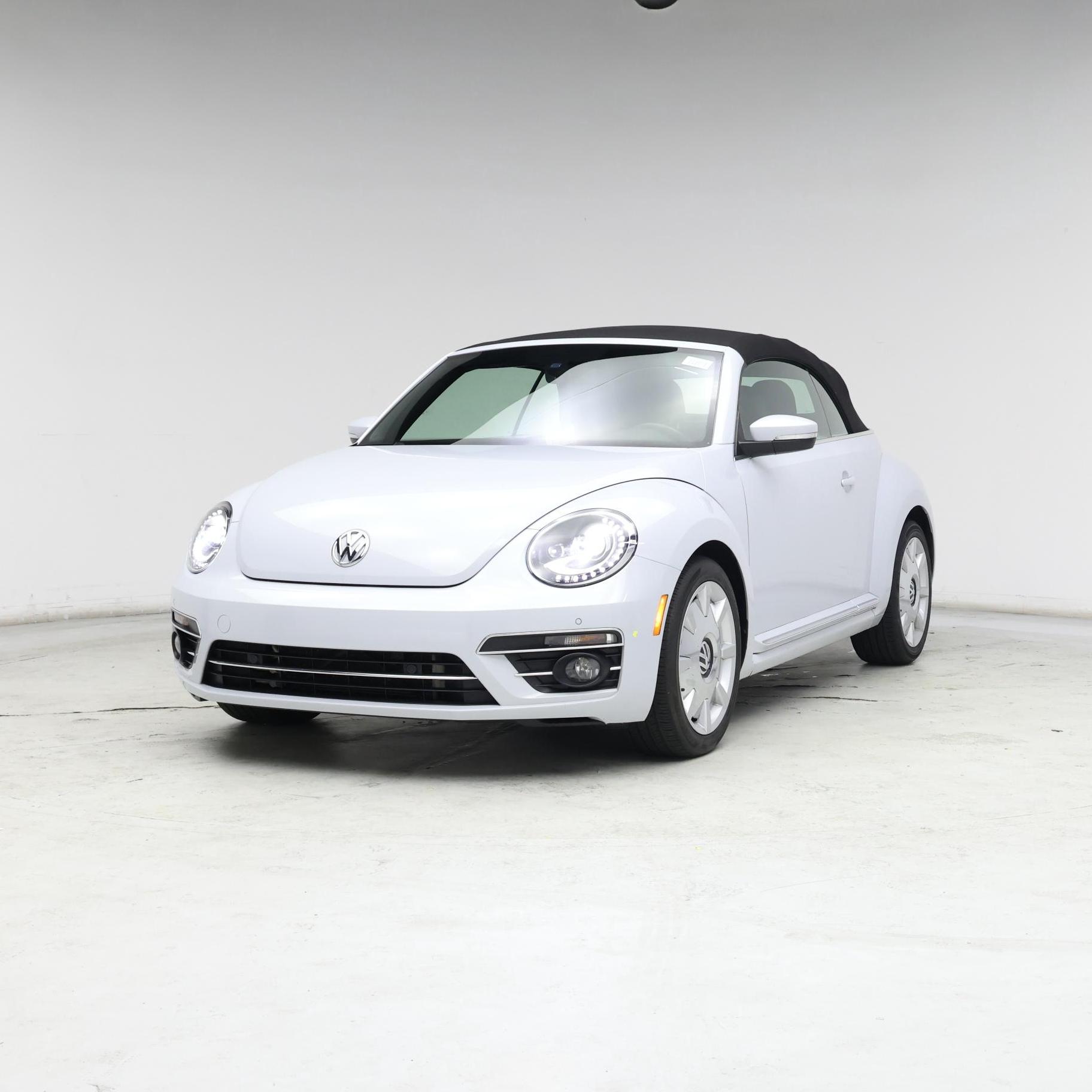 Thumbnail: 2019 Volkswagen Beetle - 4