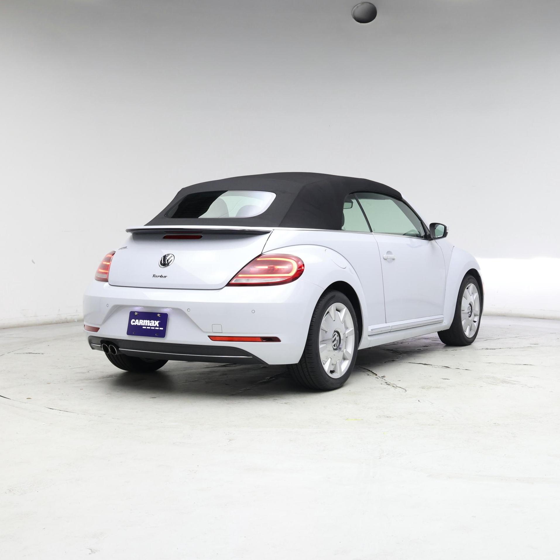 Thumbnail: 2019 Volkswagen Beetle - 8