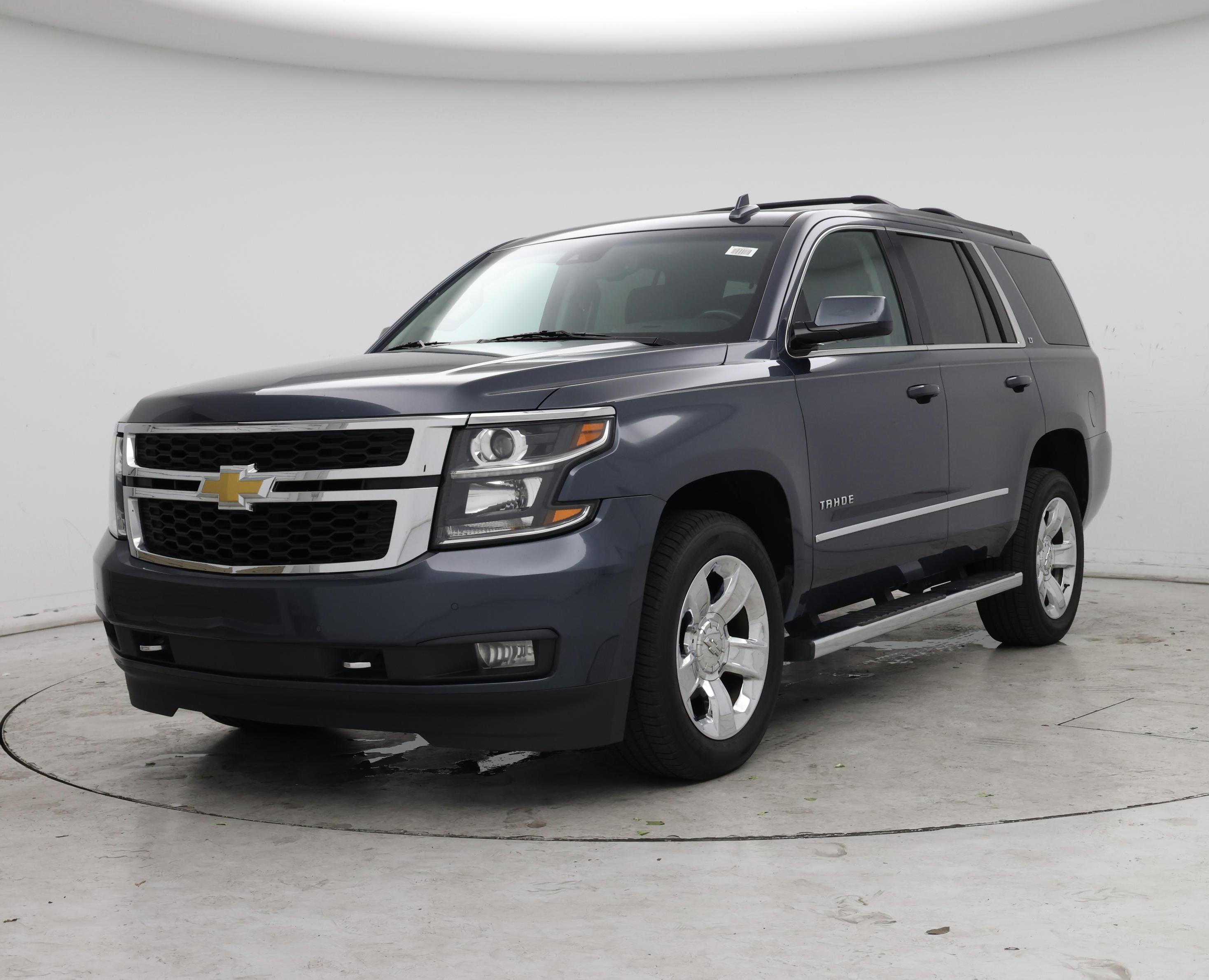 Thumbnail: 2019 Chevrolet Tahoe - 4
