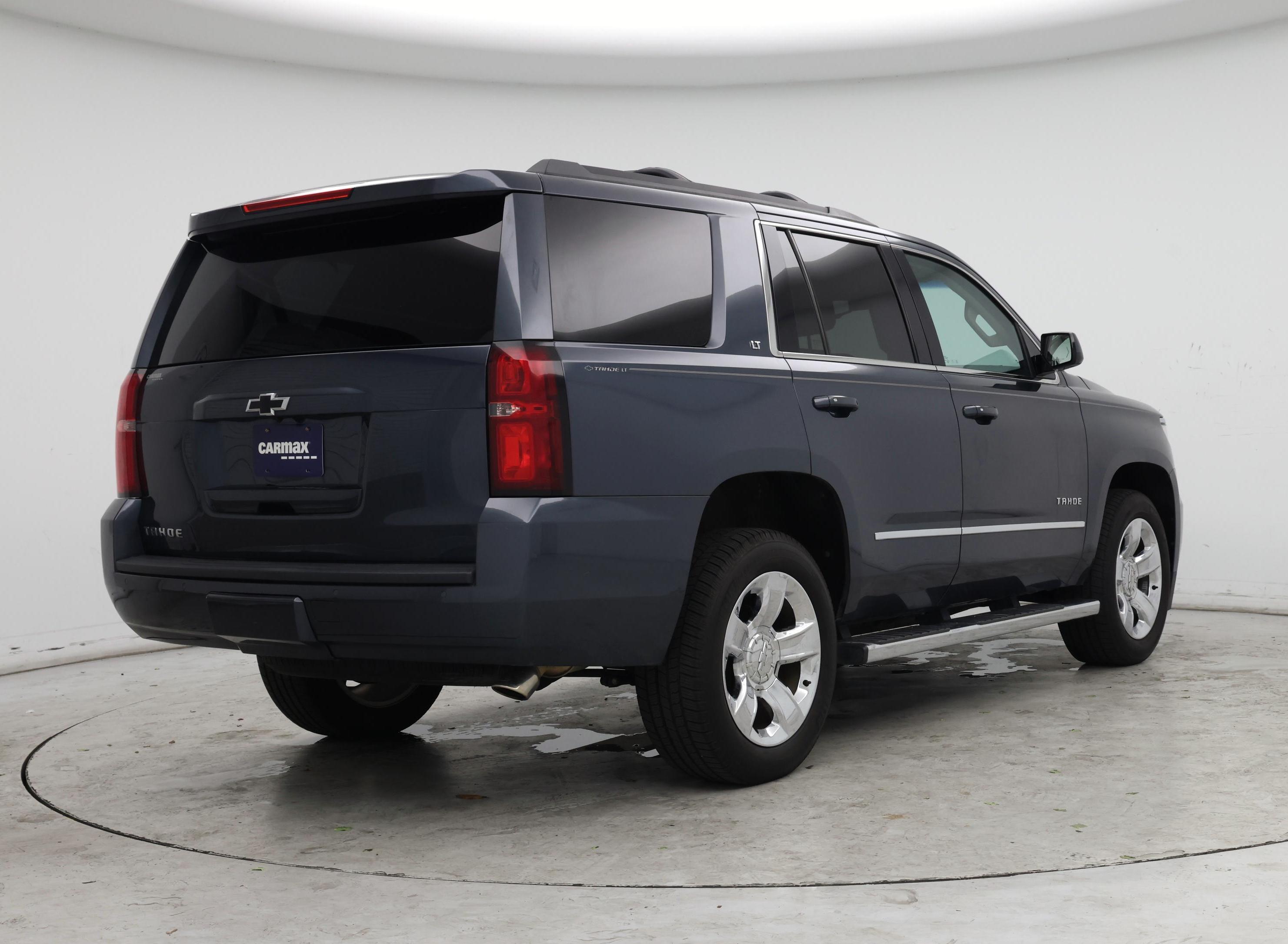 Thumbnail: 2019 Chevrolet Tahoe - 8