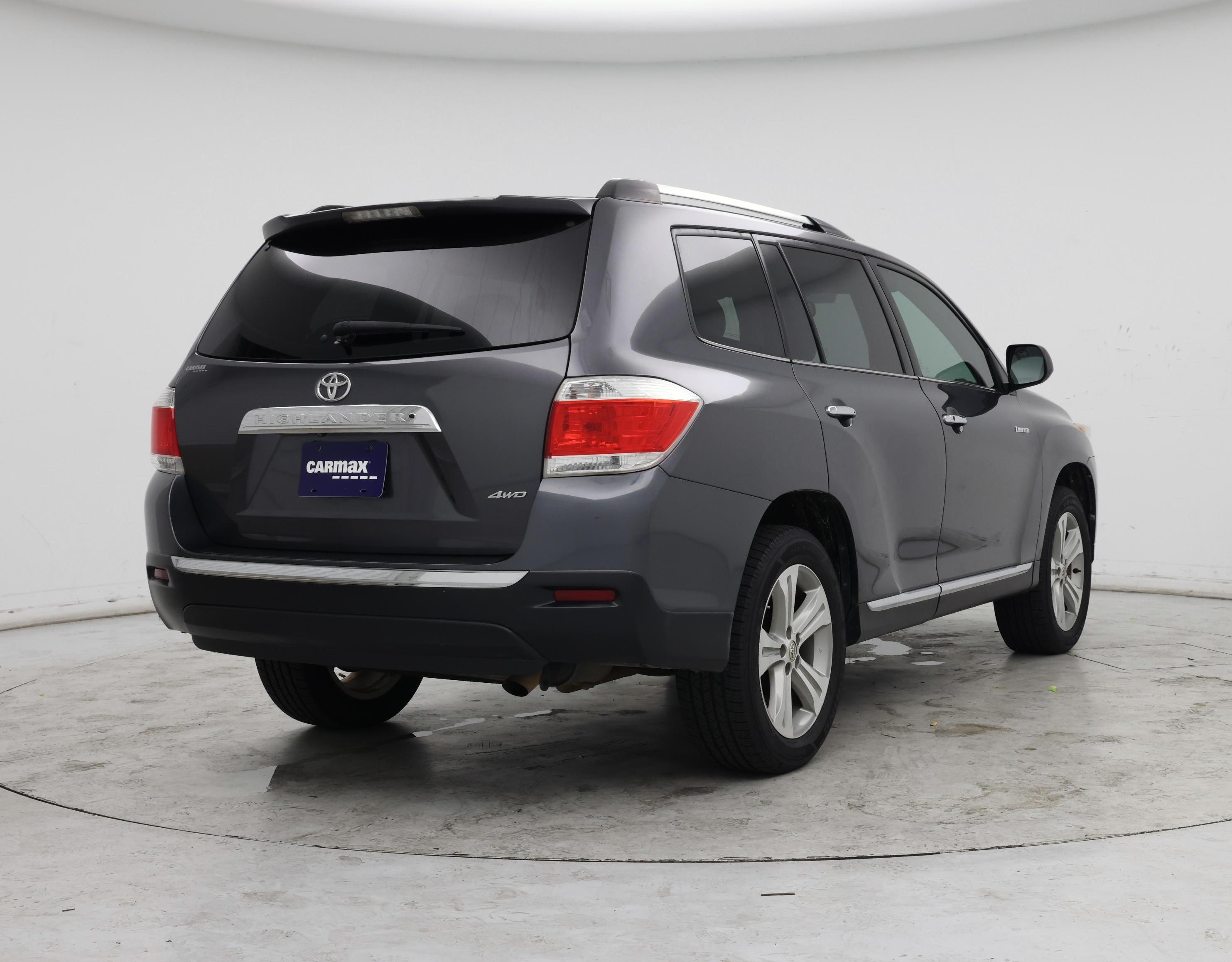 Thumbnail: 2013 Toyota Highlander - 8