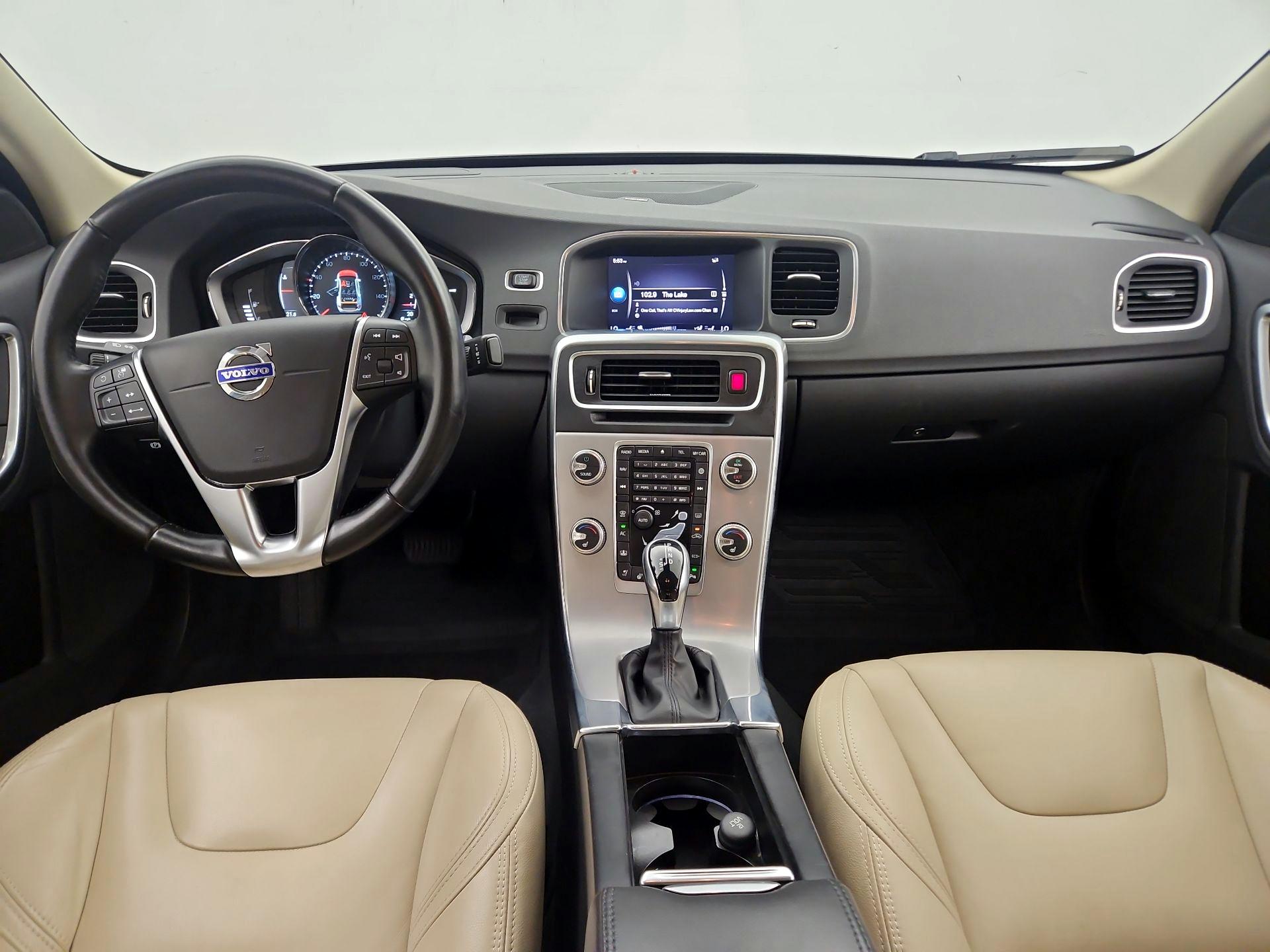 Thumbnail: 2018 Volvo S60 - 9