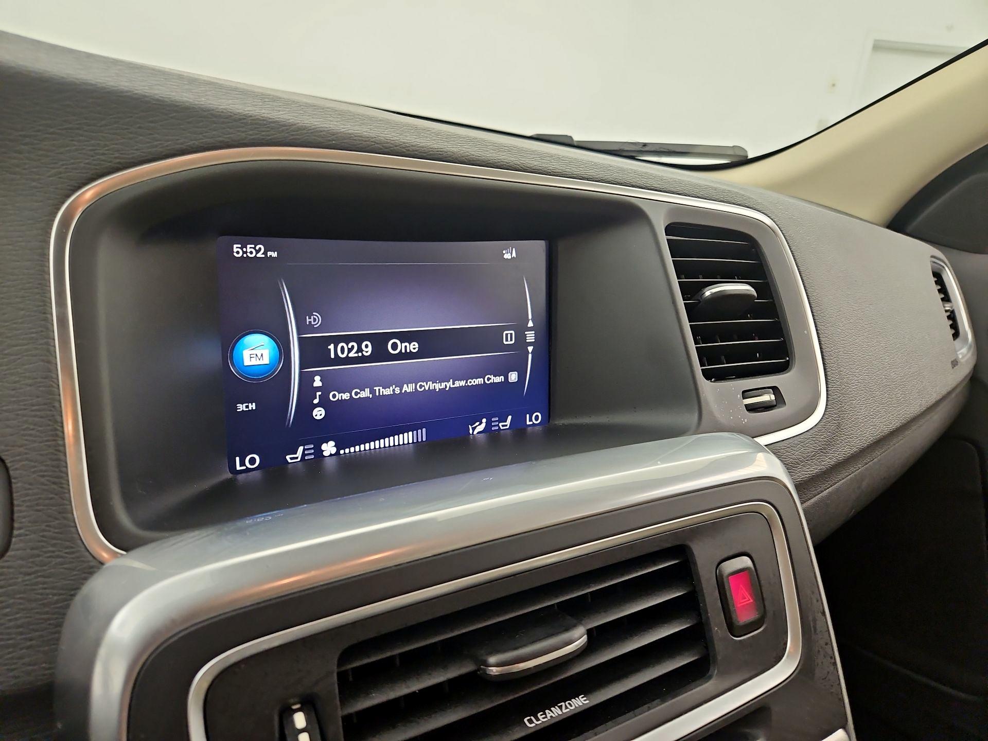 Thumbnail: 2018 Volvo S60 - 15