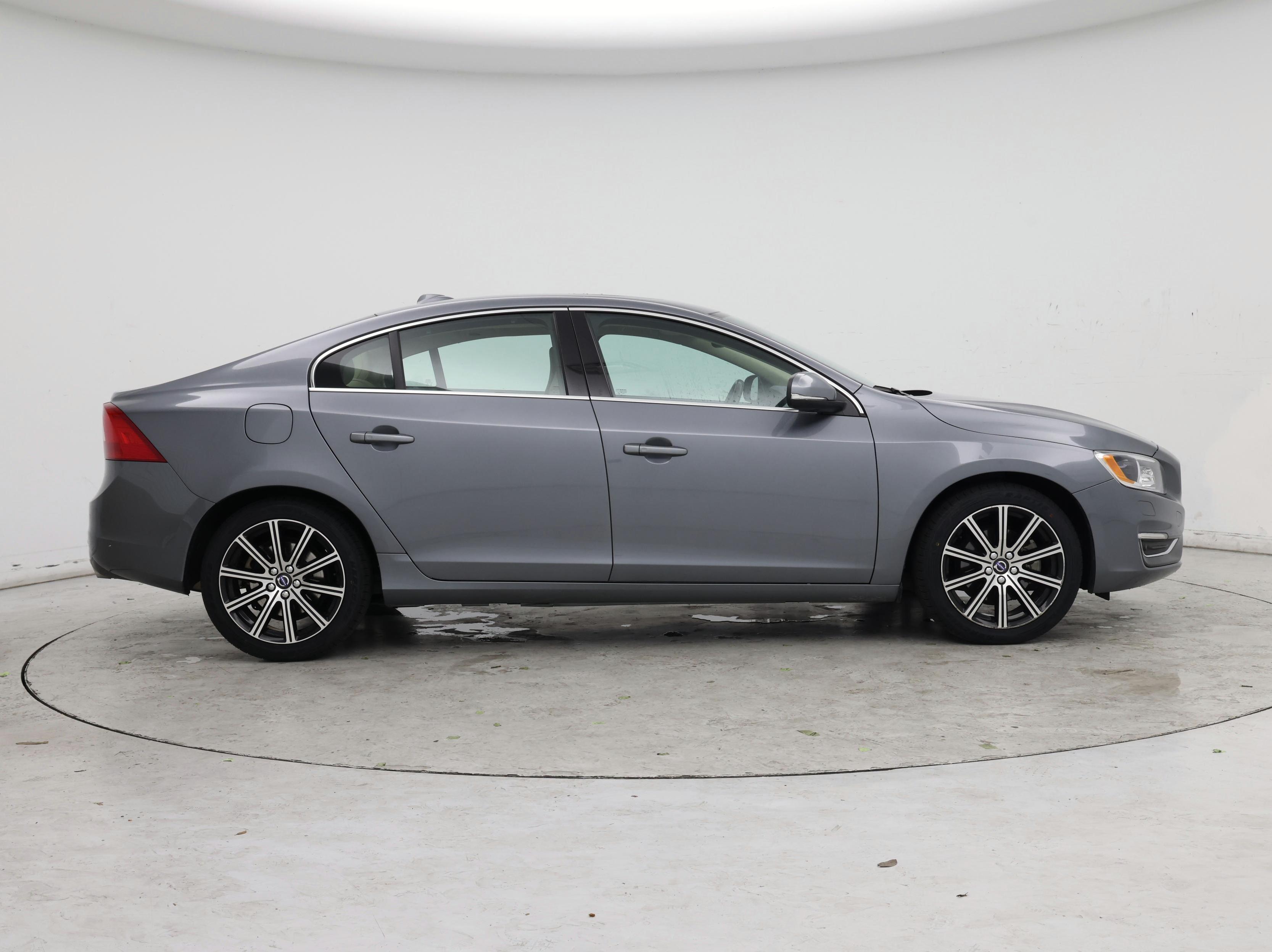 Thumbnail: 2018 Volvo S60 - 7