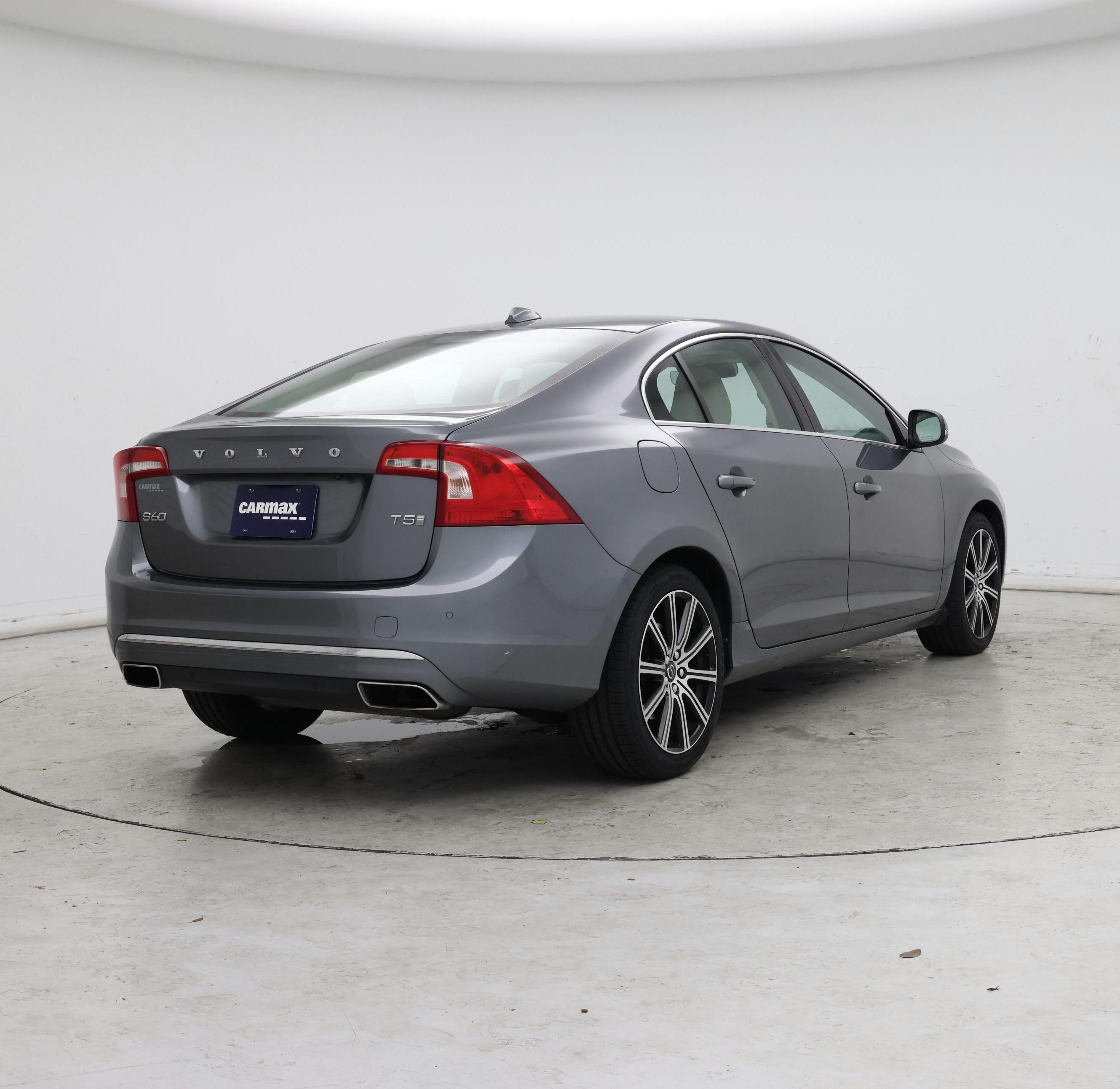 Thumbnail: 2018 Volvo S60 - 8