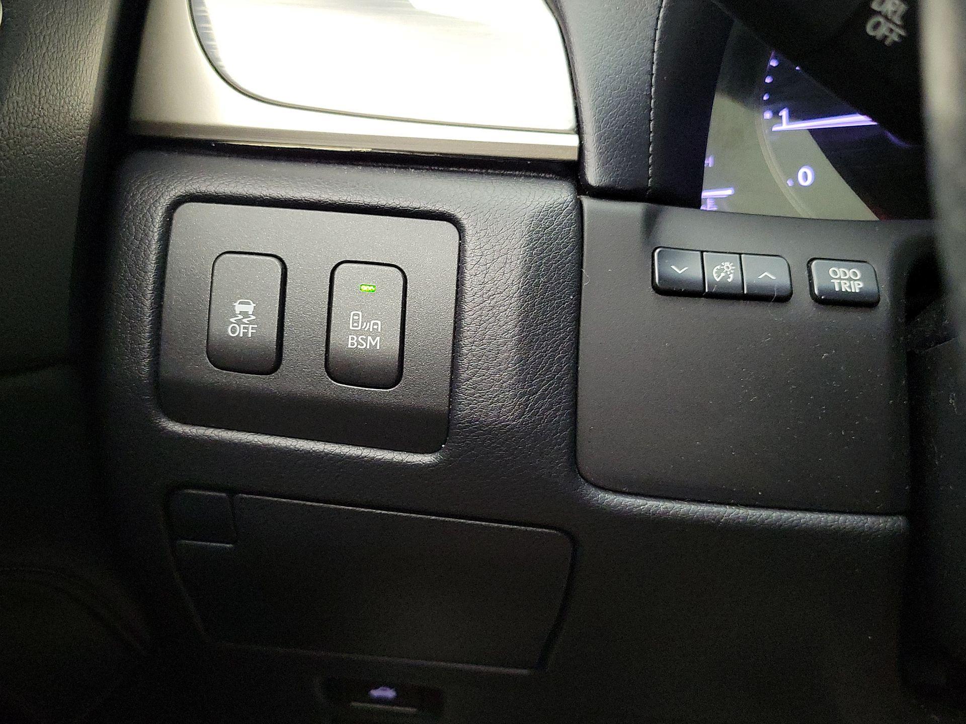 Thumbnail: 2013 Lexus GS - 13