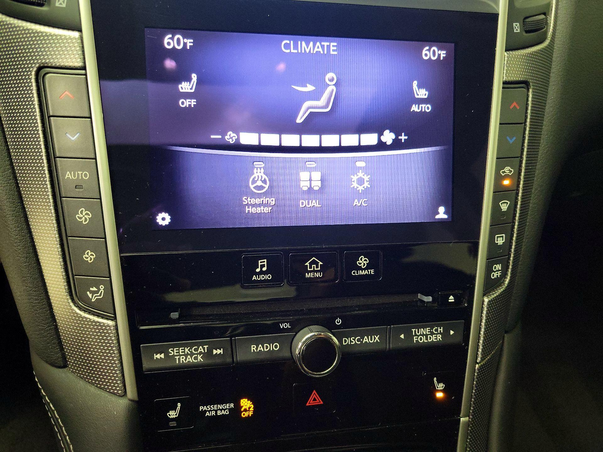 Thumbnail: 2014 INFINITI Q50 - 17