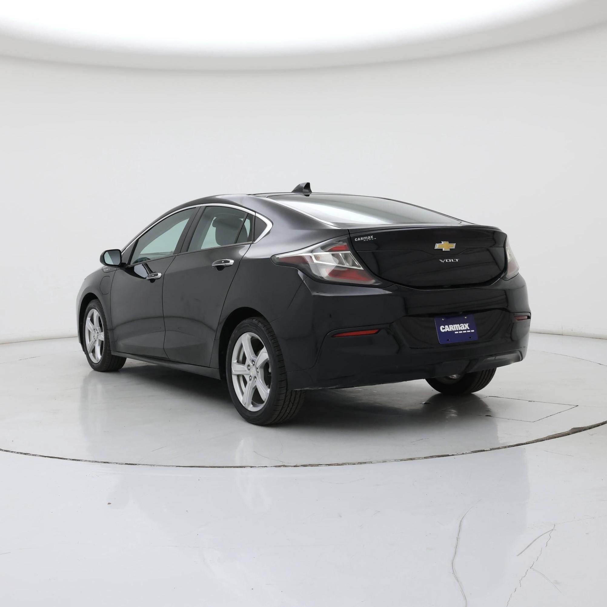 Thumbnail: 2017 Chevrolet Volt - 2