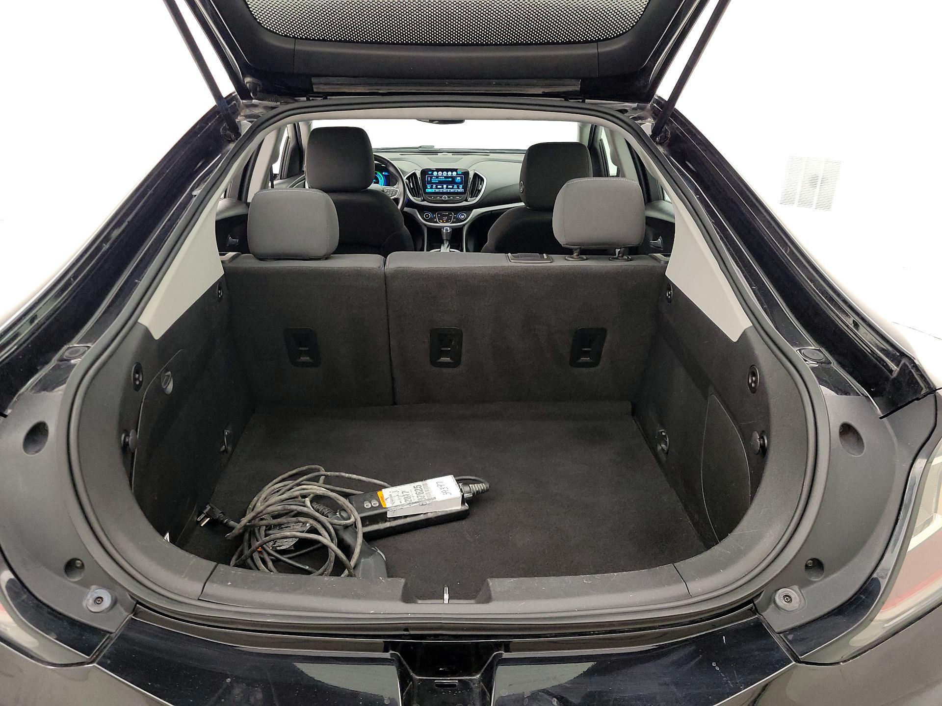 Thumbnail: 2017 Chevrolet Volt - 20