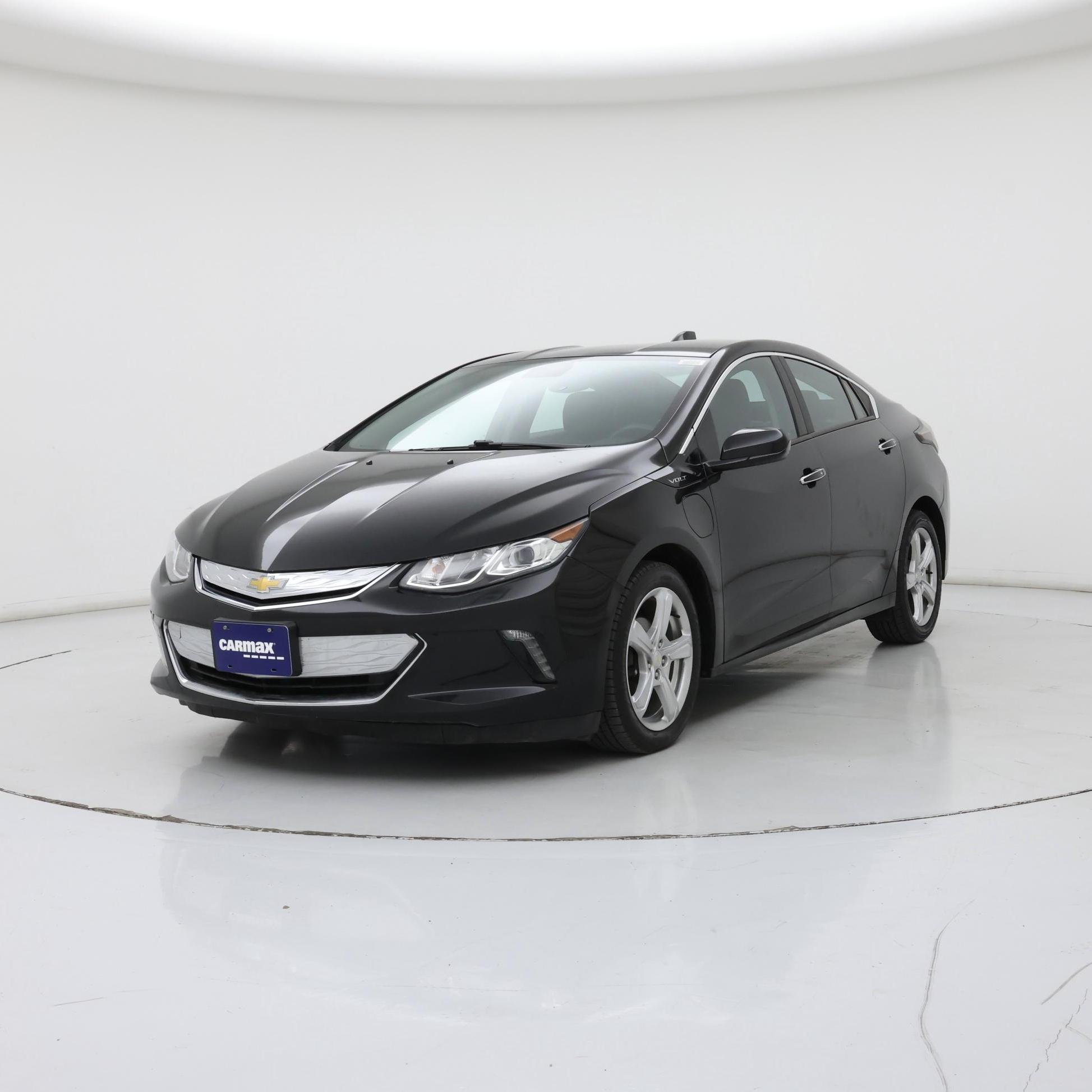 Thumbnail: 2017 Chevrolet Volt - 4