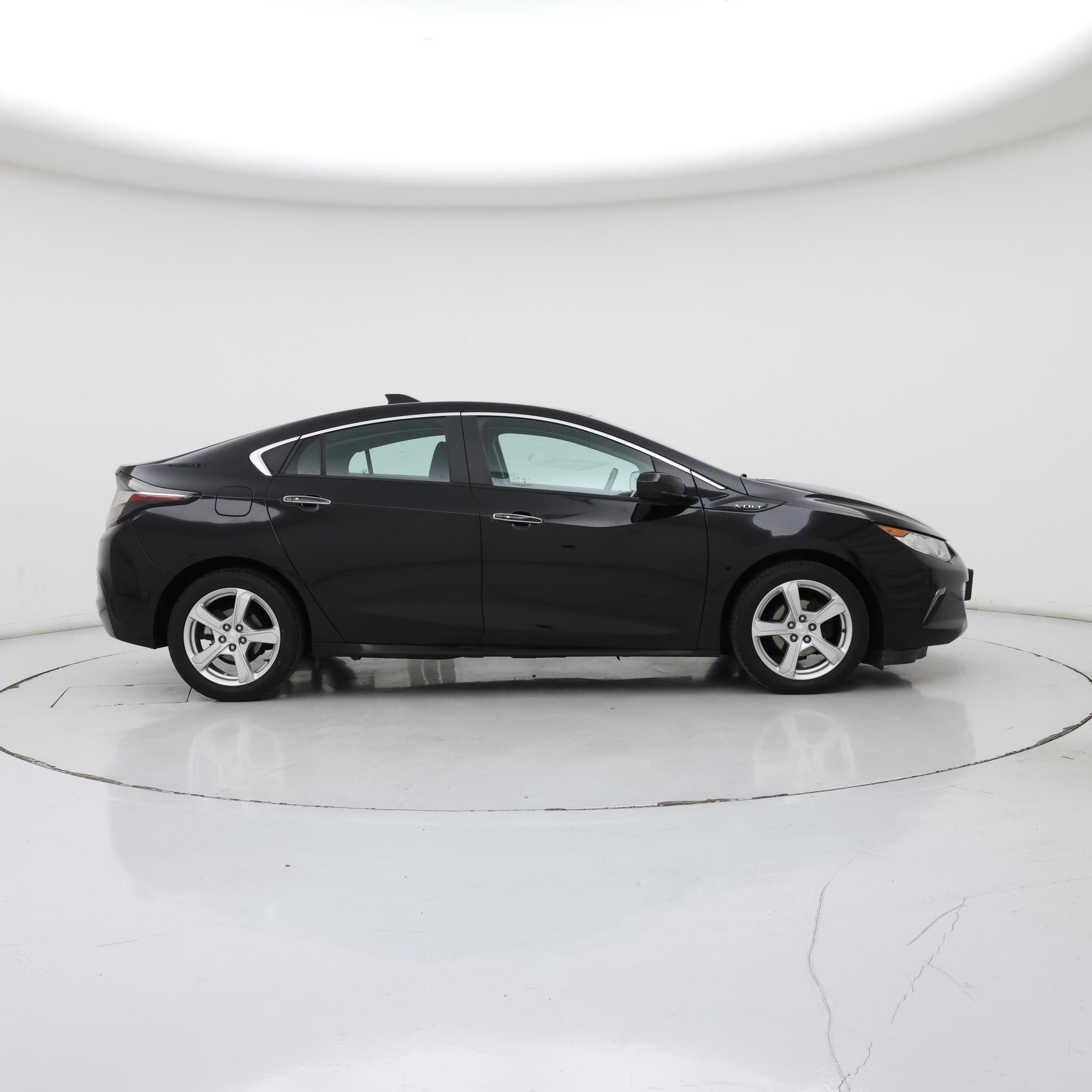 Thumbnail: 2017 Chevrolet Volt - 7
