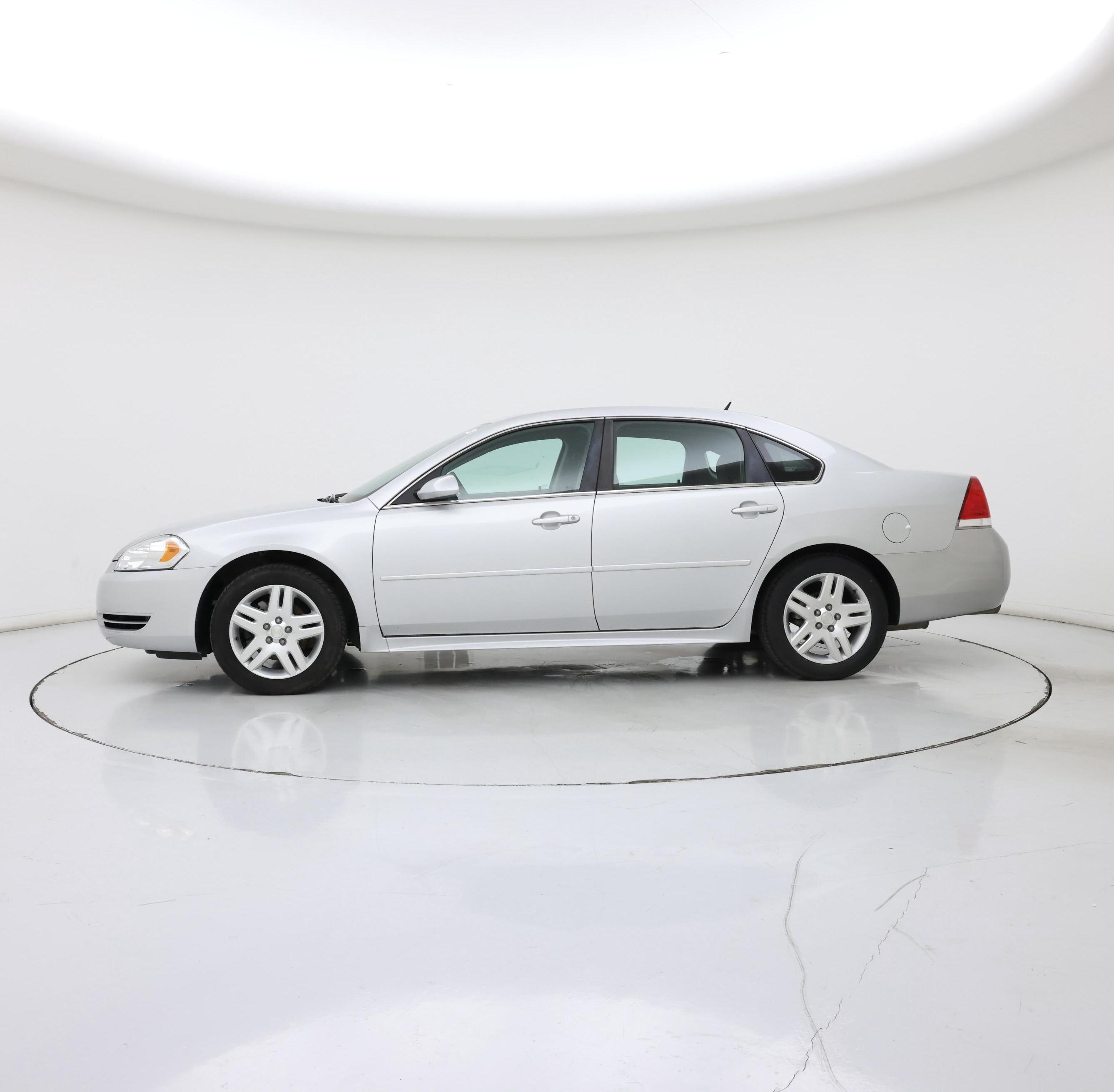 Thumbnail: 2015 Chevrolet Impala - 3