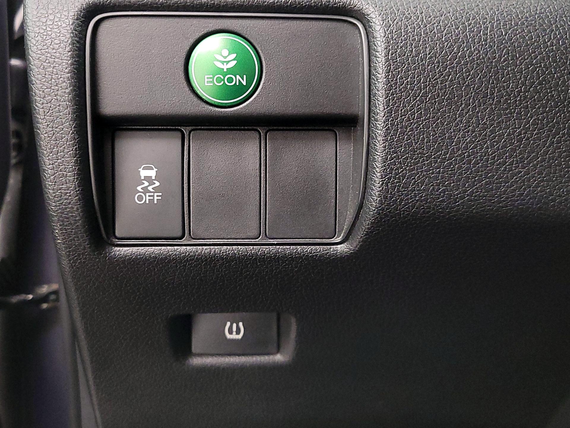 Thumbnail: 2013 Honda Accord - 13