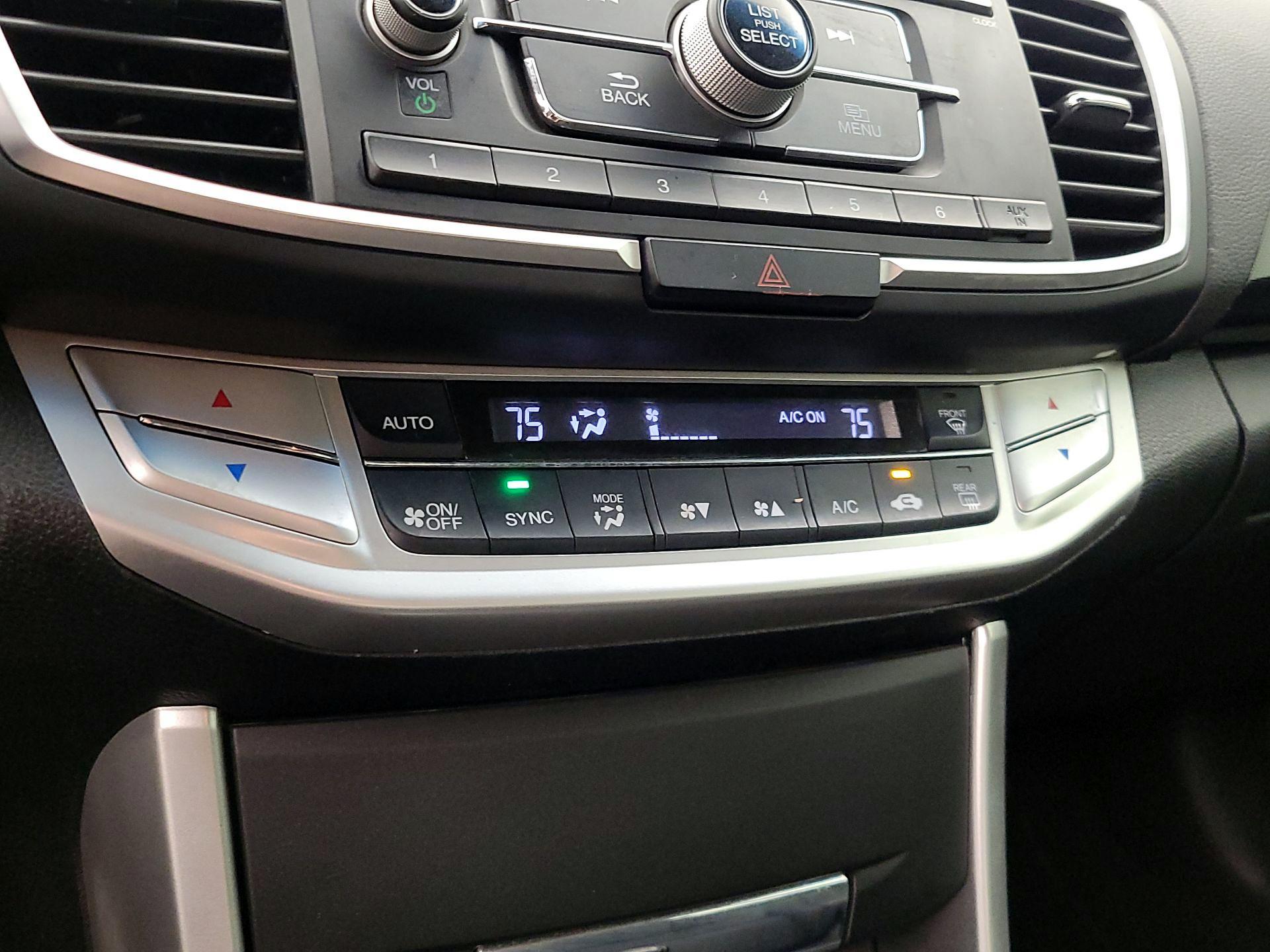 Thumbnail: 2013 Honda Accord - 16