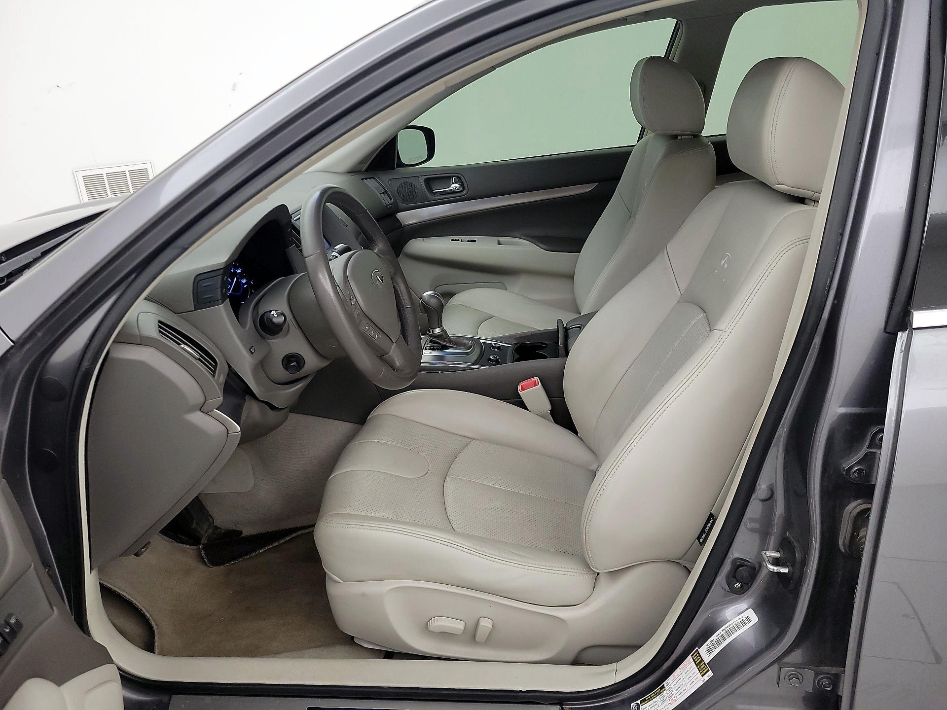Thumbnail: 2013 INFINITI G37 - 11