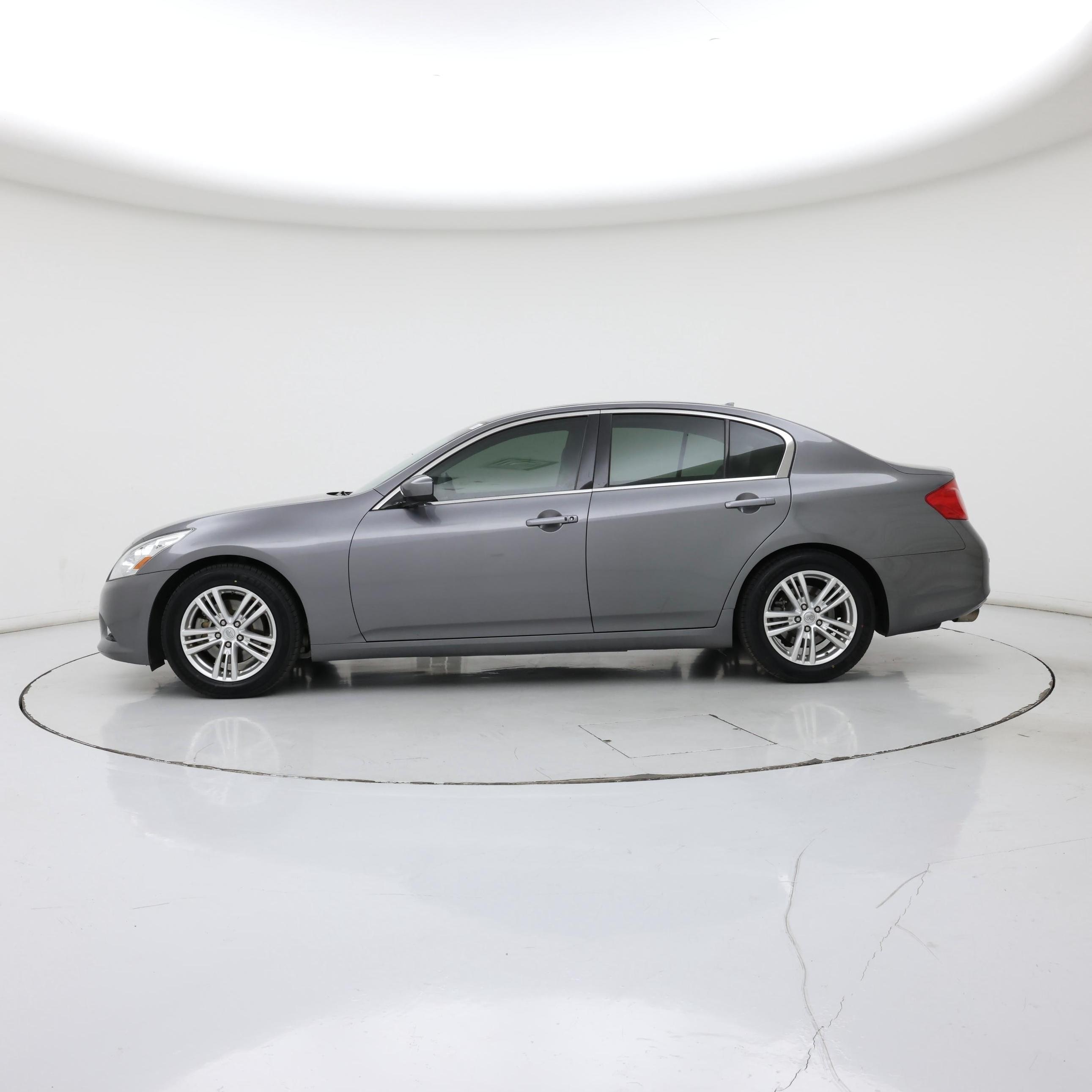 Thumbnail: 2013 INFINITI G37 - 3