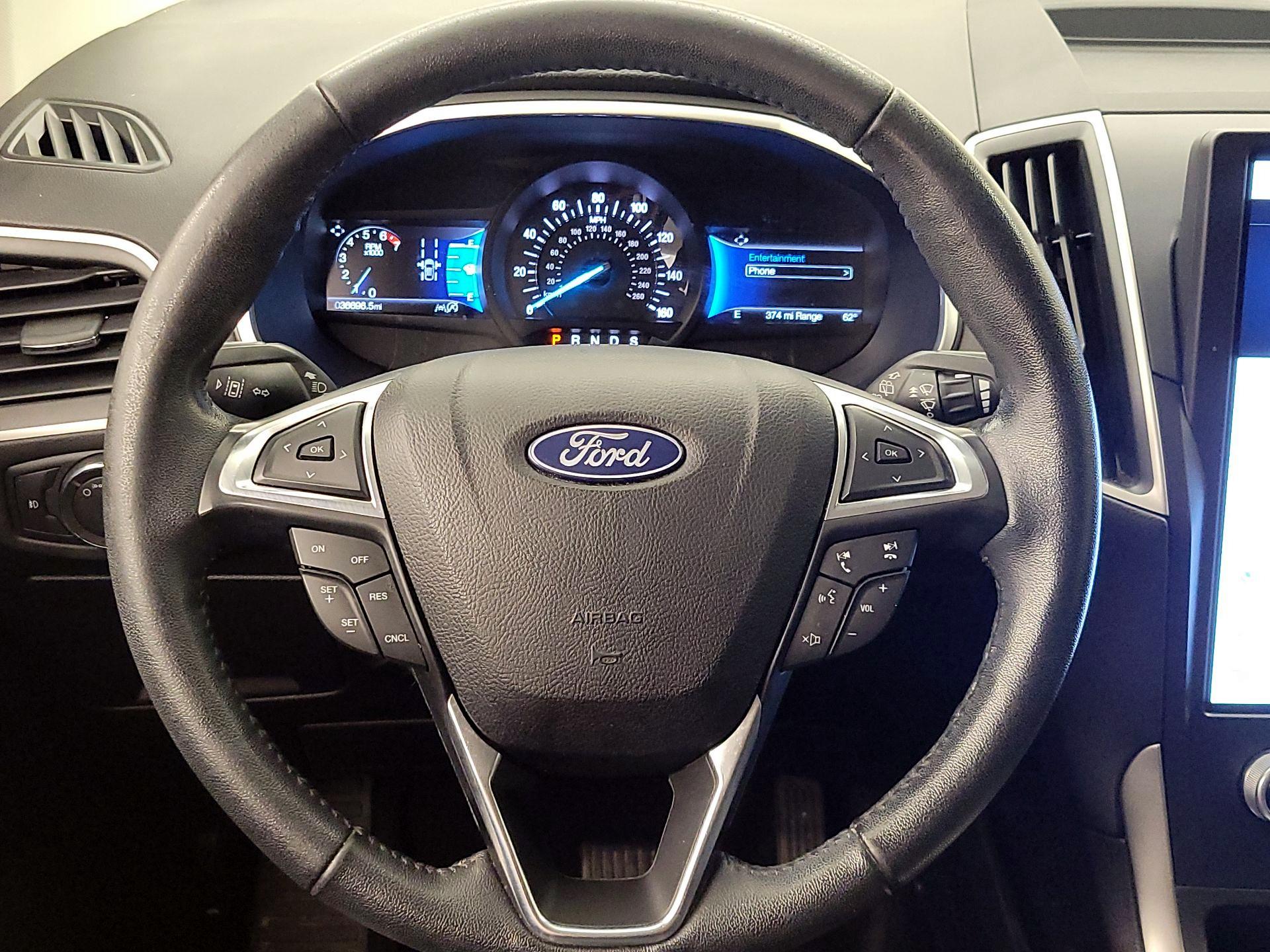 Thumbnail: 2021 Ford Edge - 10