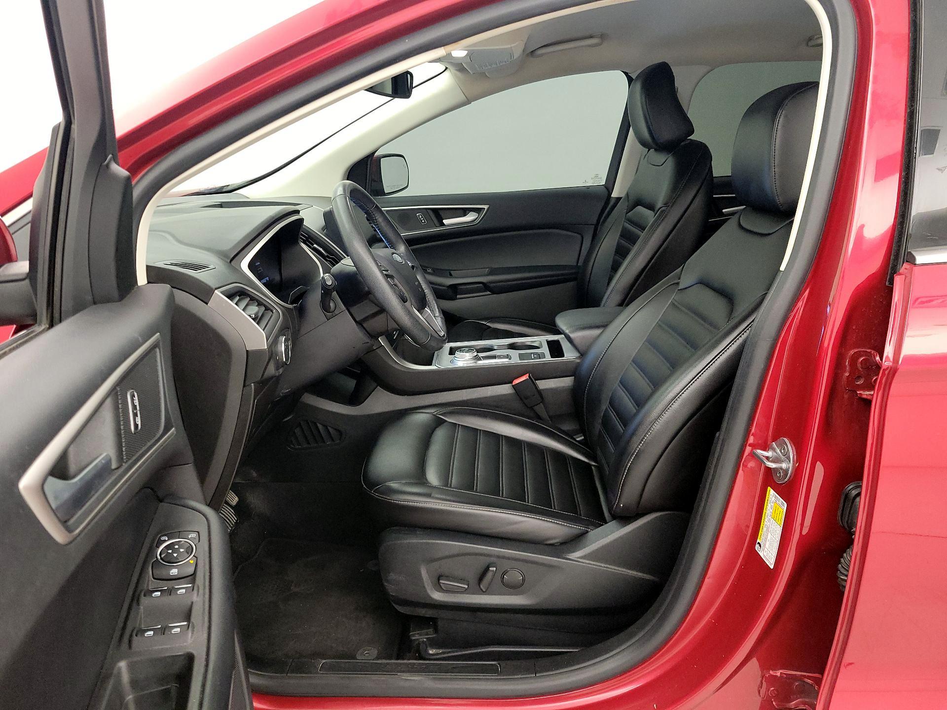 Thumbnail: 2021 Ford Edge - 11