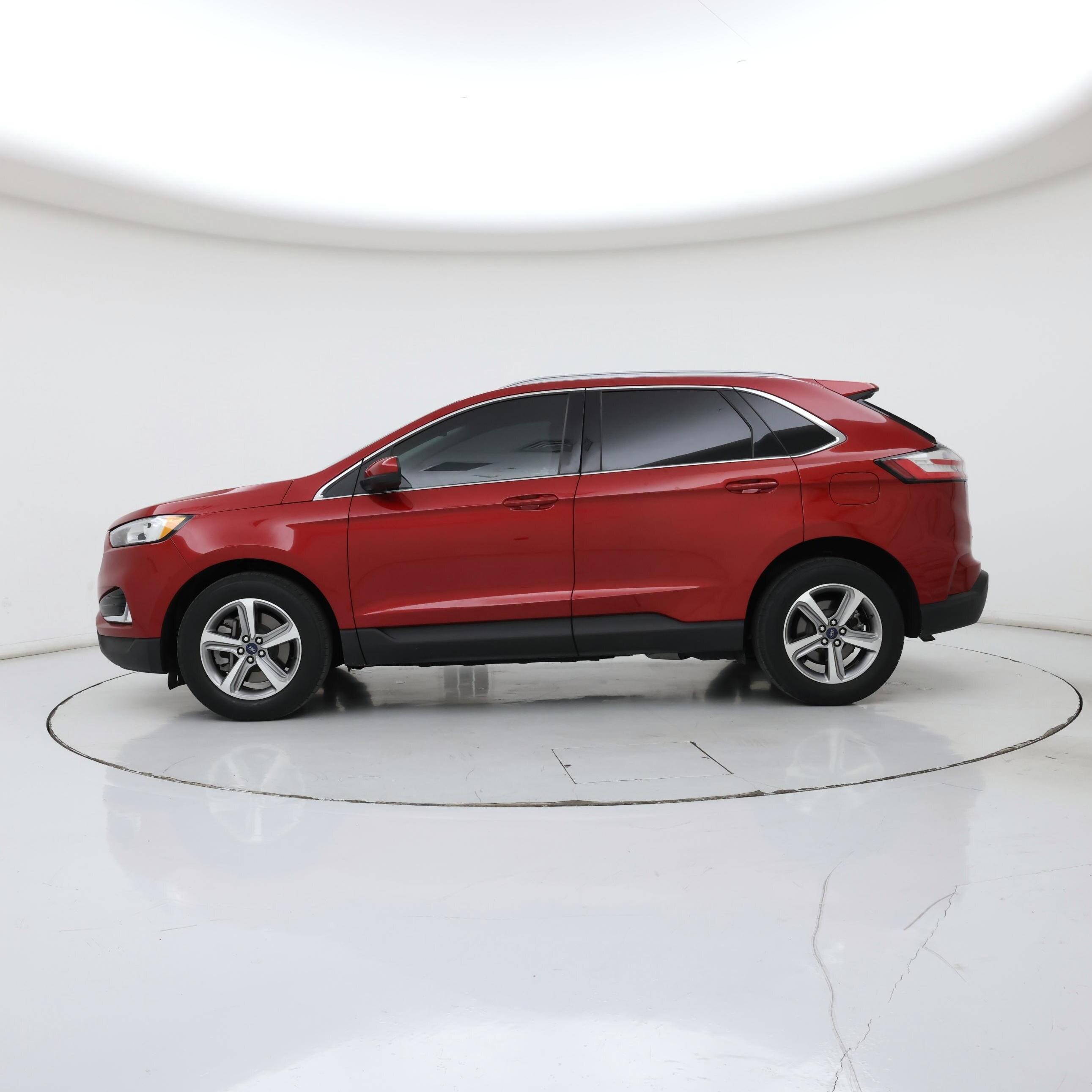 Thumbnail: 2021 Ford Edge - 3