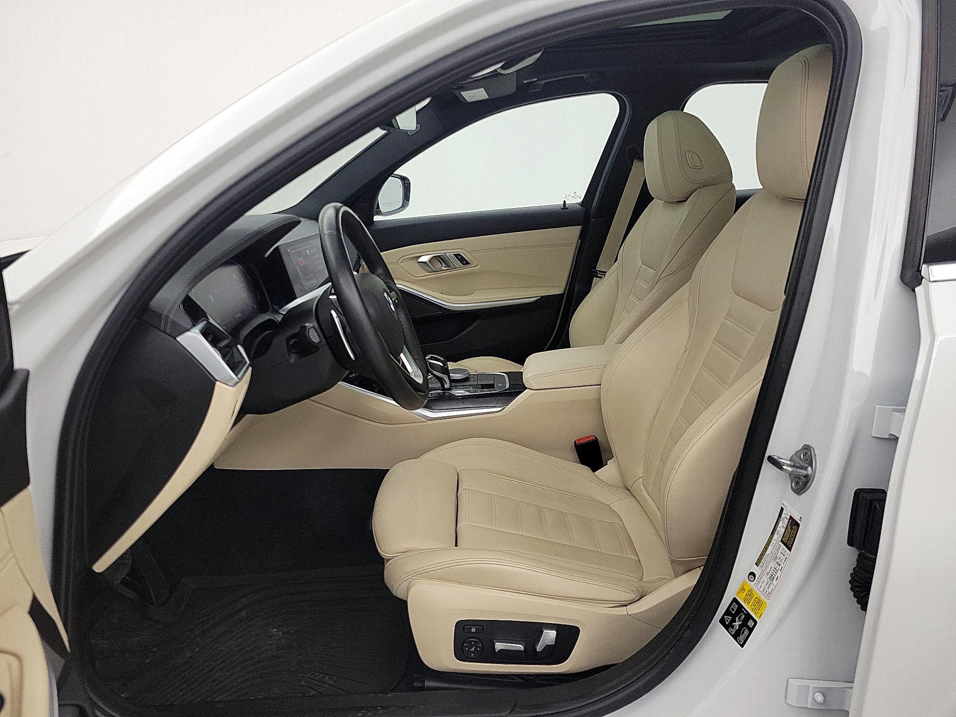 Thumbnail: 2019 BMW 3 Series - 11
