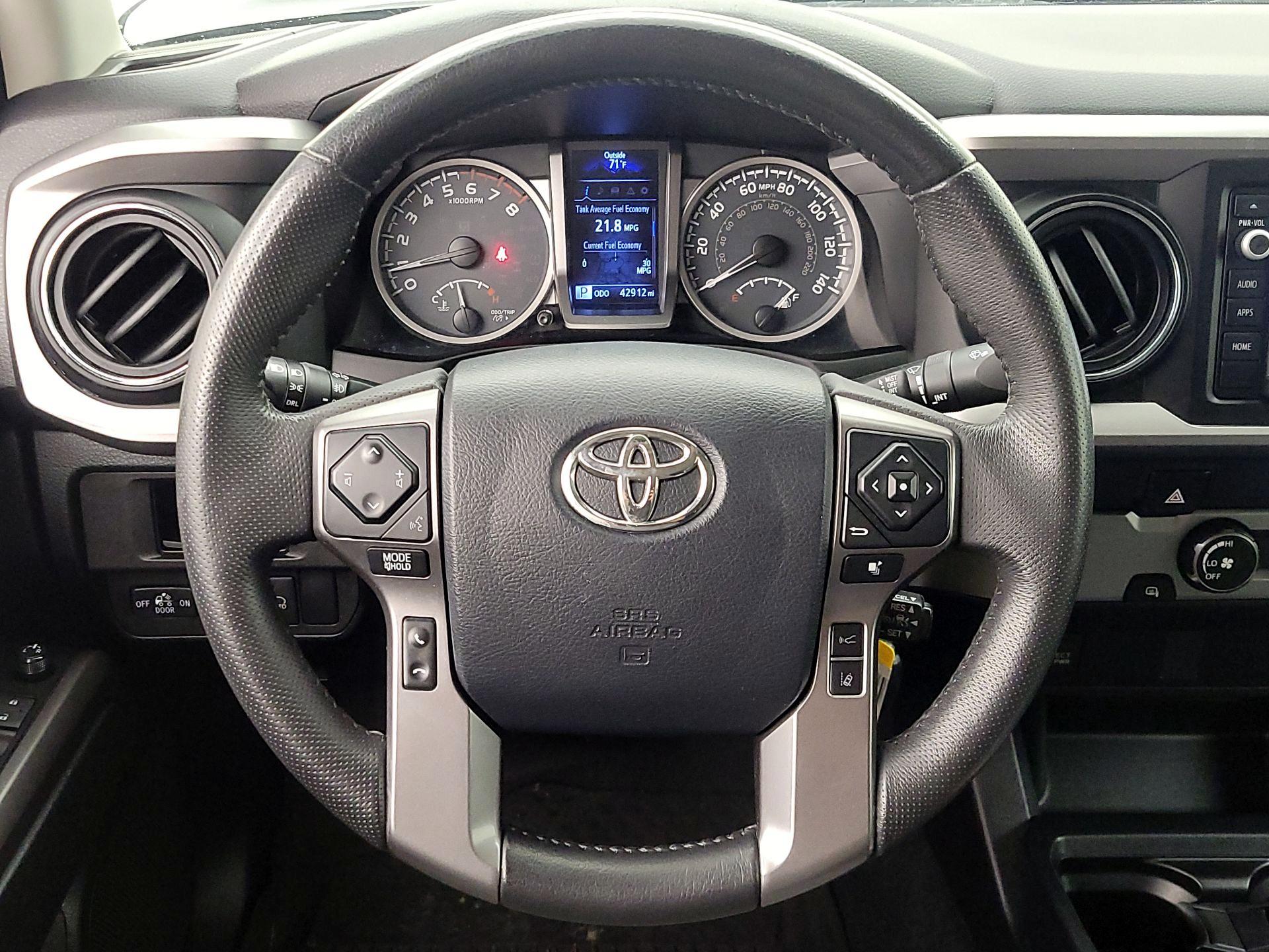 Thumbnail: 2019 Toyota Tacoma - 10