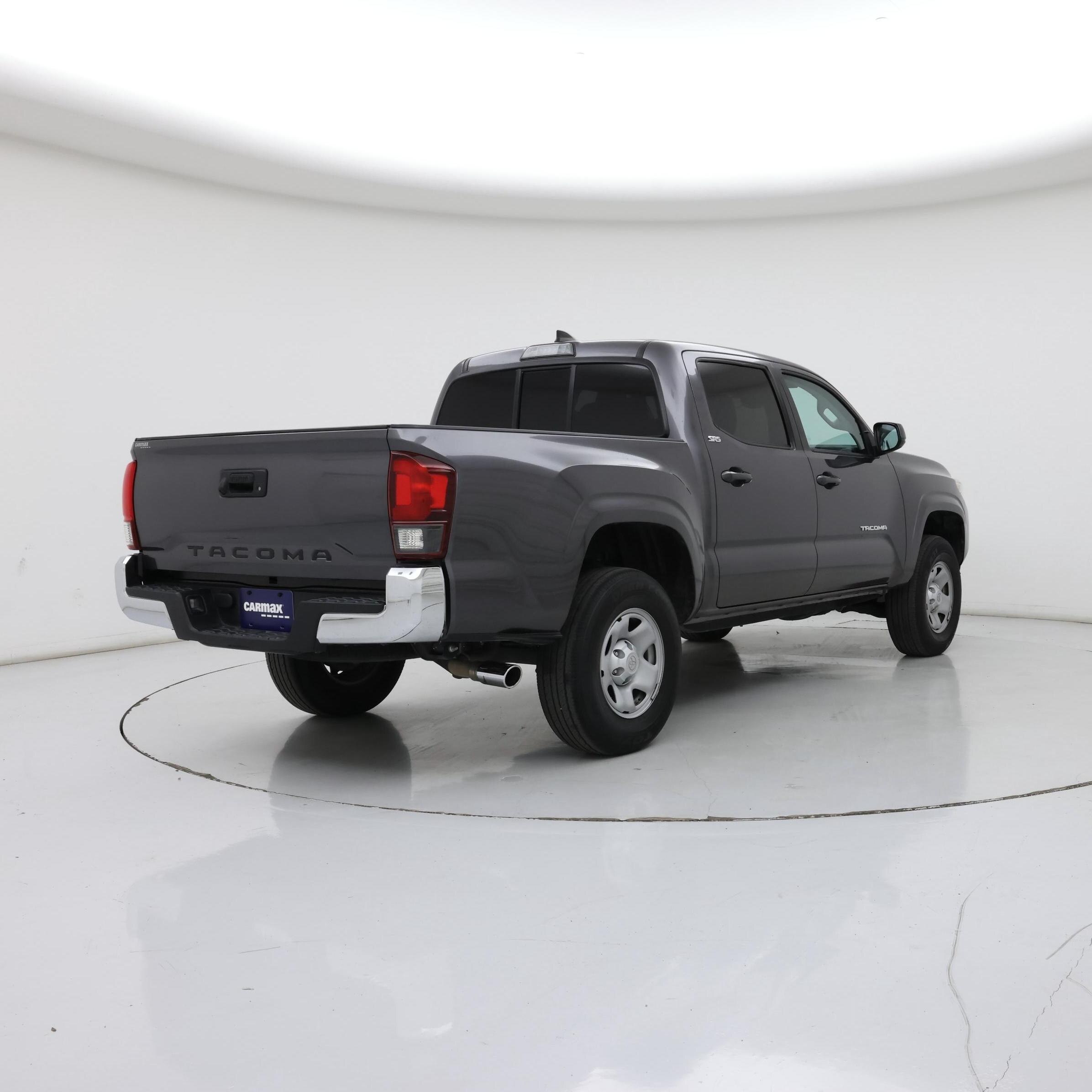 Thumbnail: 2019 Toyota Tacoma - 8