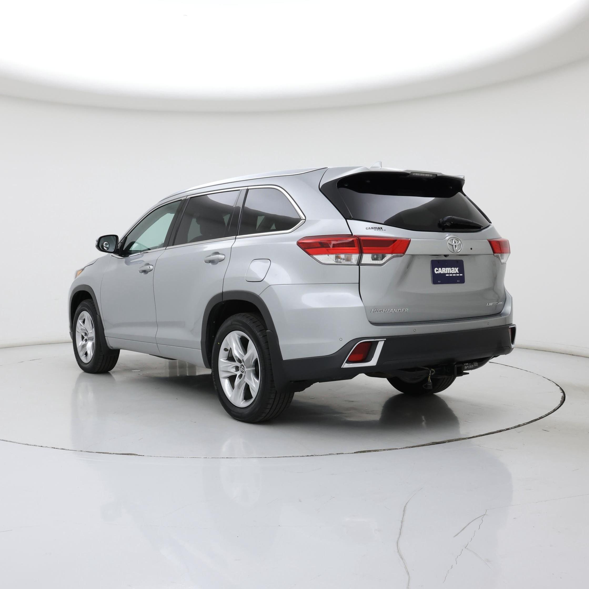 Thumbnail: 2018 Toyota Highlander - 2