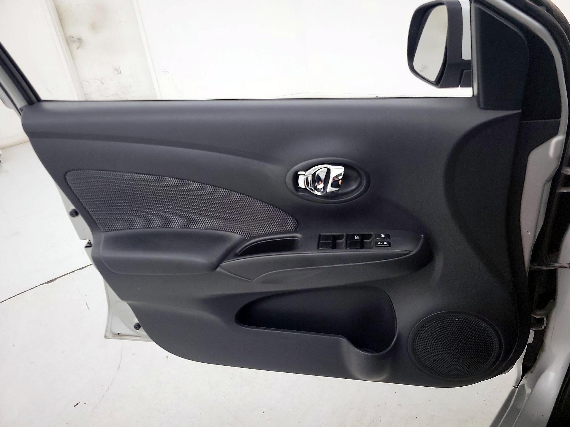 Thumbnail: 2014 Nissan Versa - 12