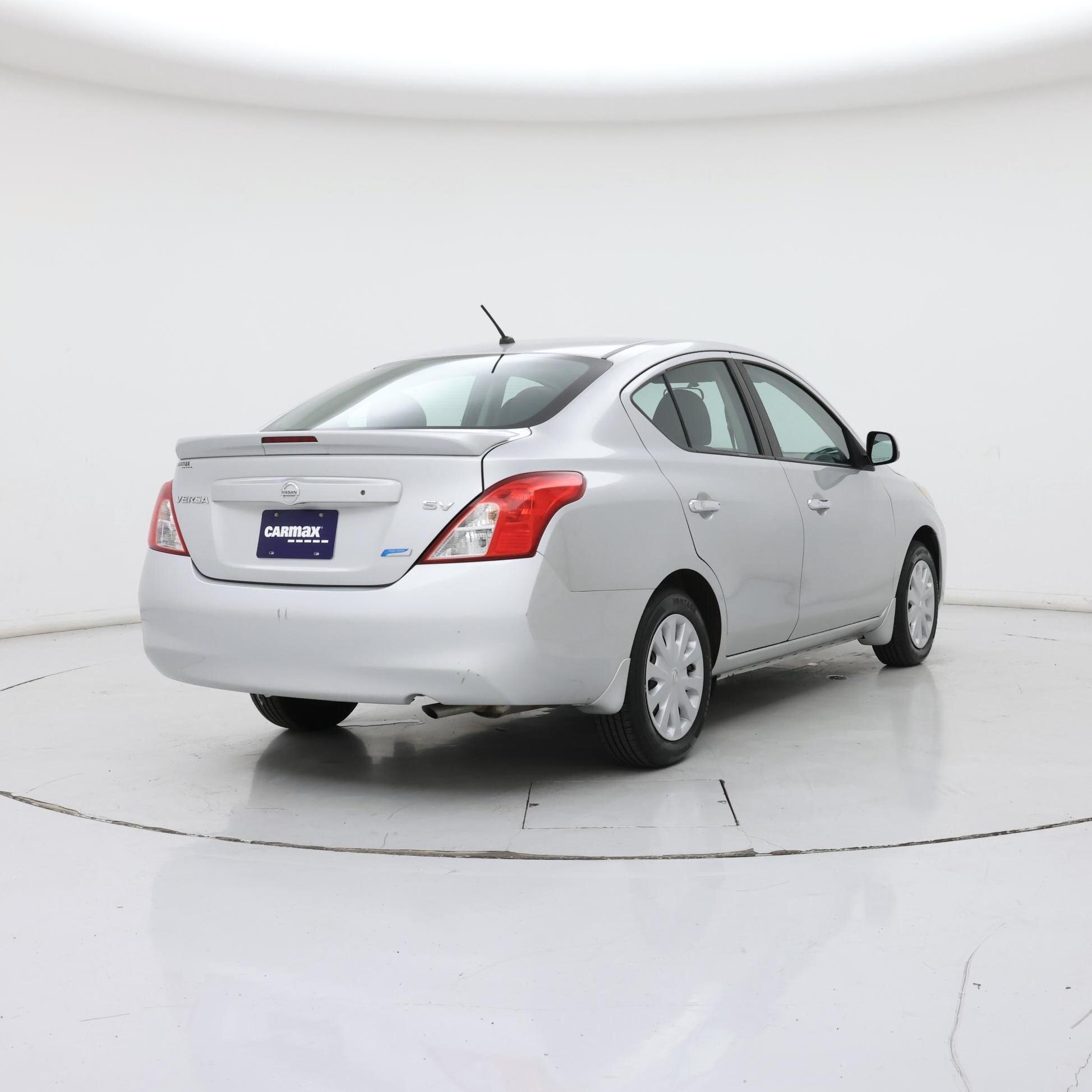 Thumbnail: 2014 Nissan Versa - 8