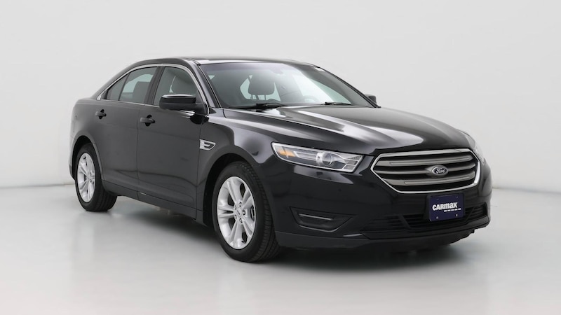 2016 Ford Taurus SEL Hero Image