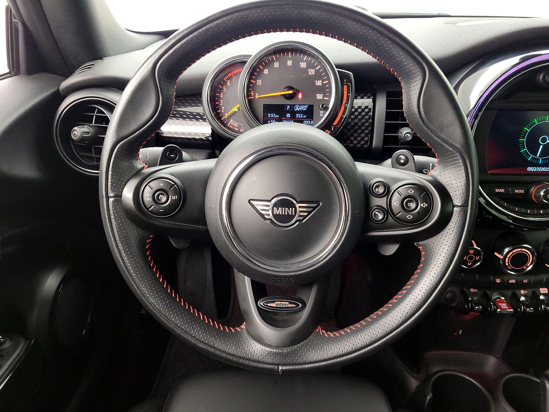 Thumbnail: 2020 MINI Cooper - 10